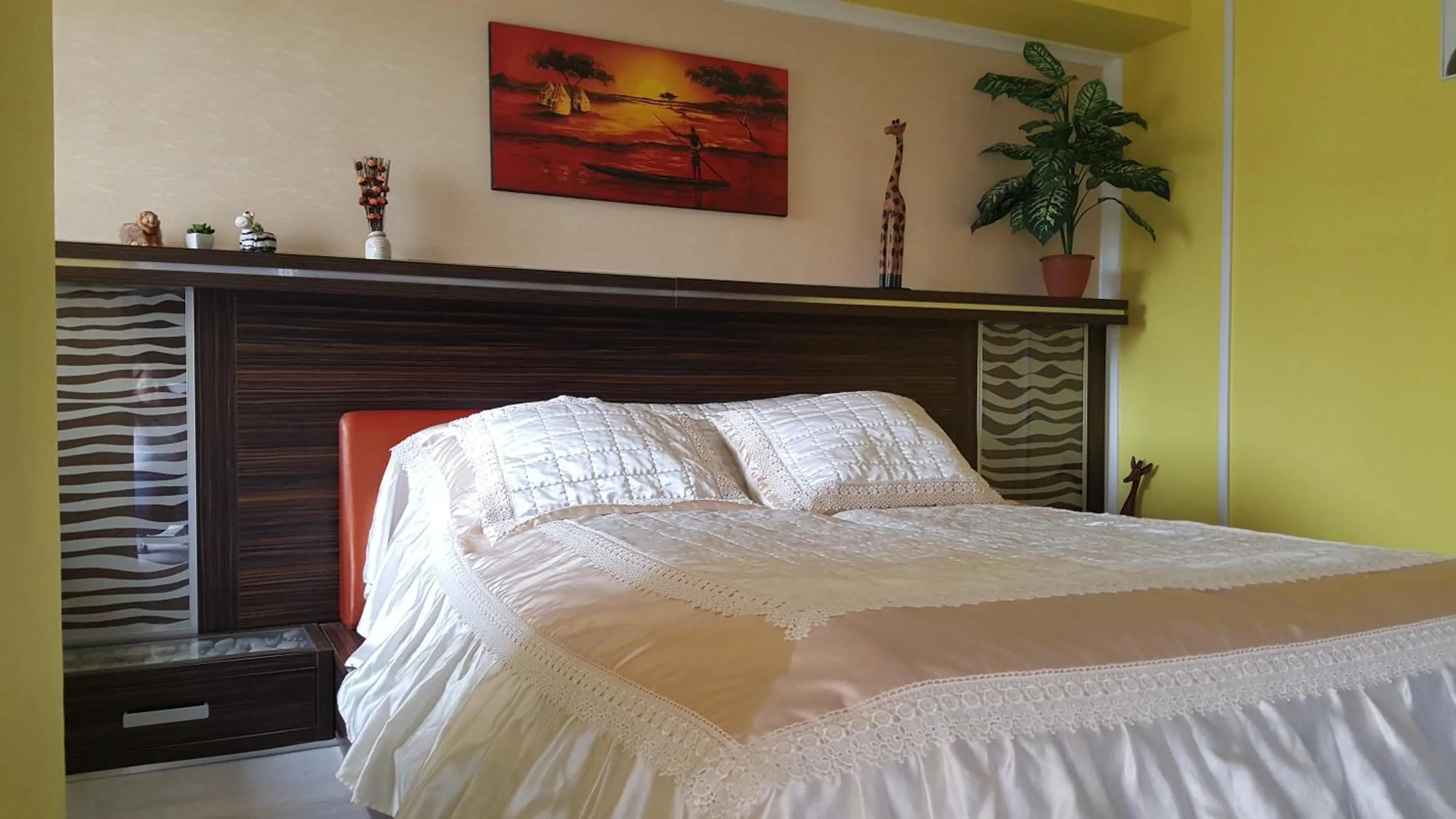 Apartment with Balcony - single occupancy in Safari Apartman
