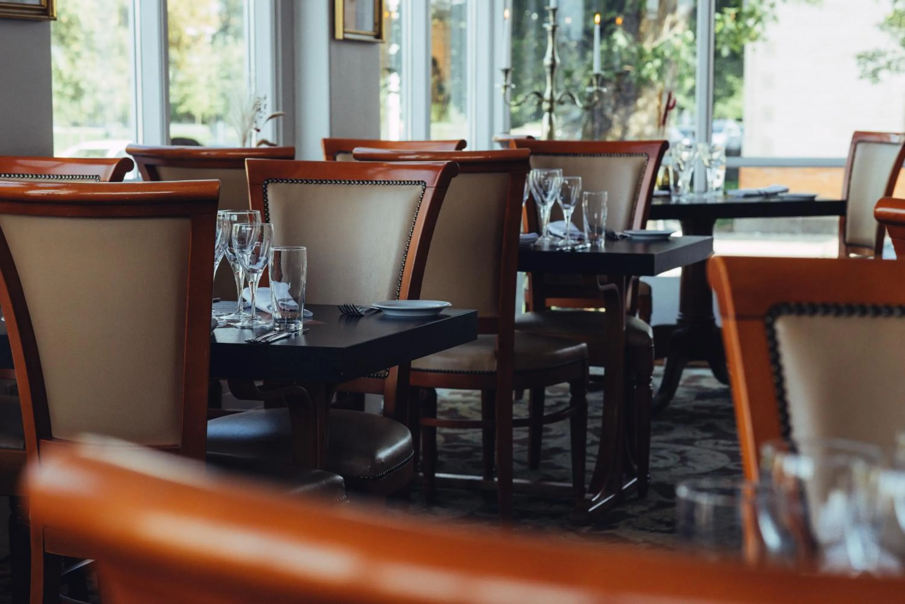 Restaurant/places to eat in Milling Hotel Plaza