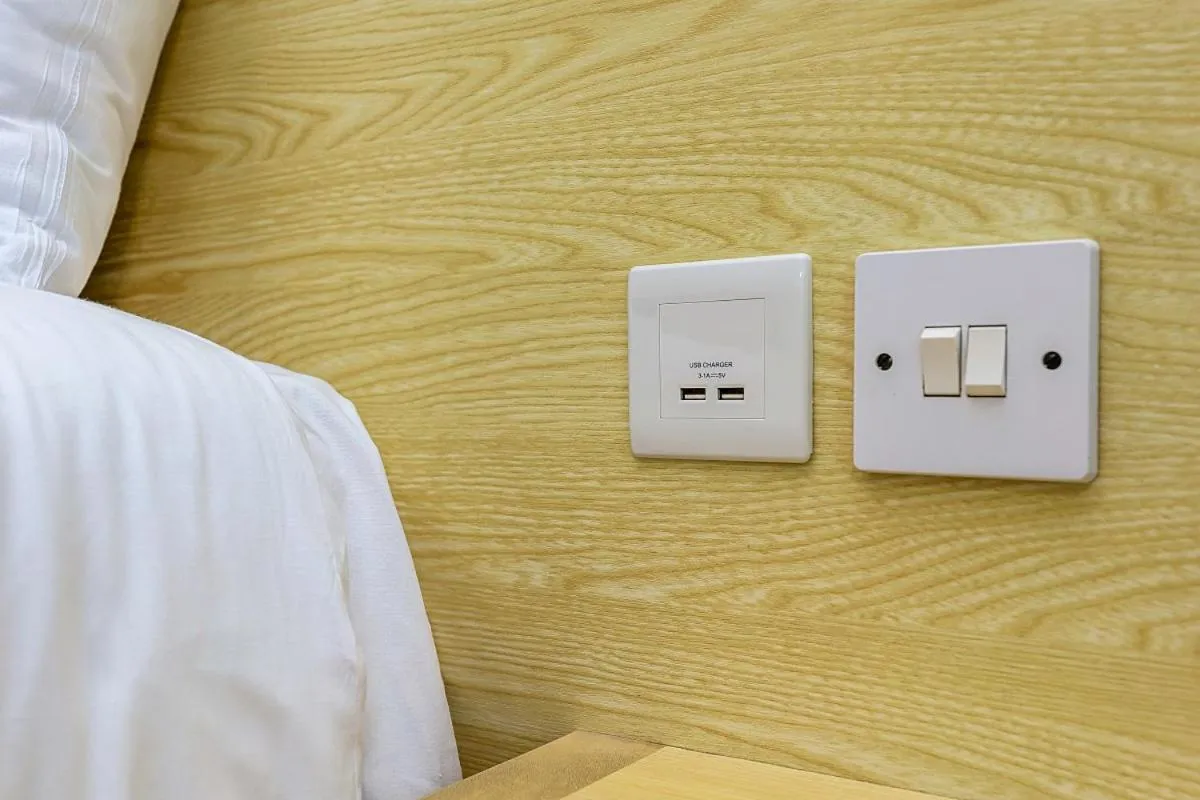 Property building in Days Inn Hotel Sheffield South