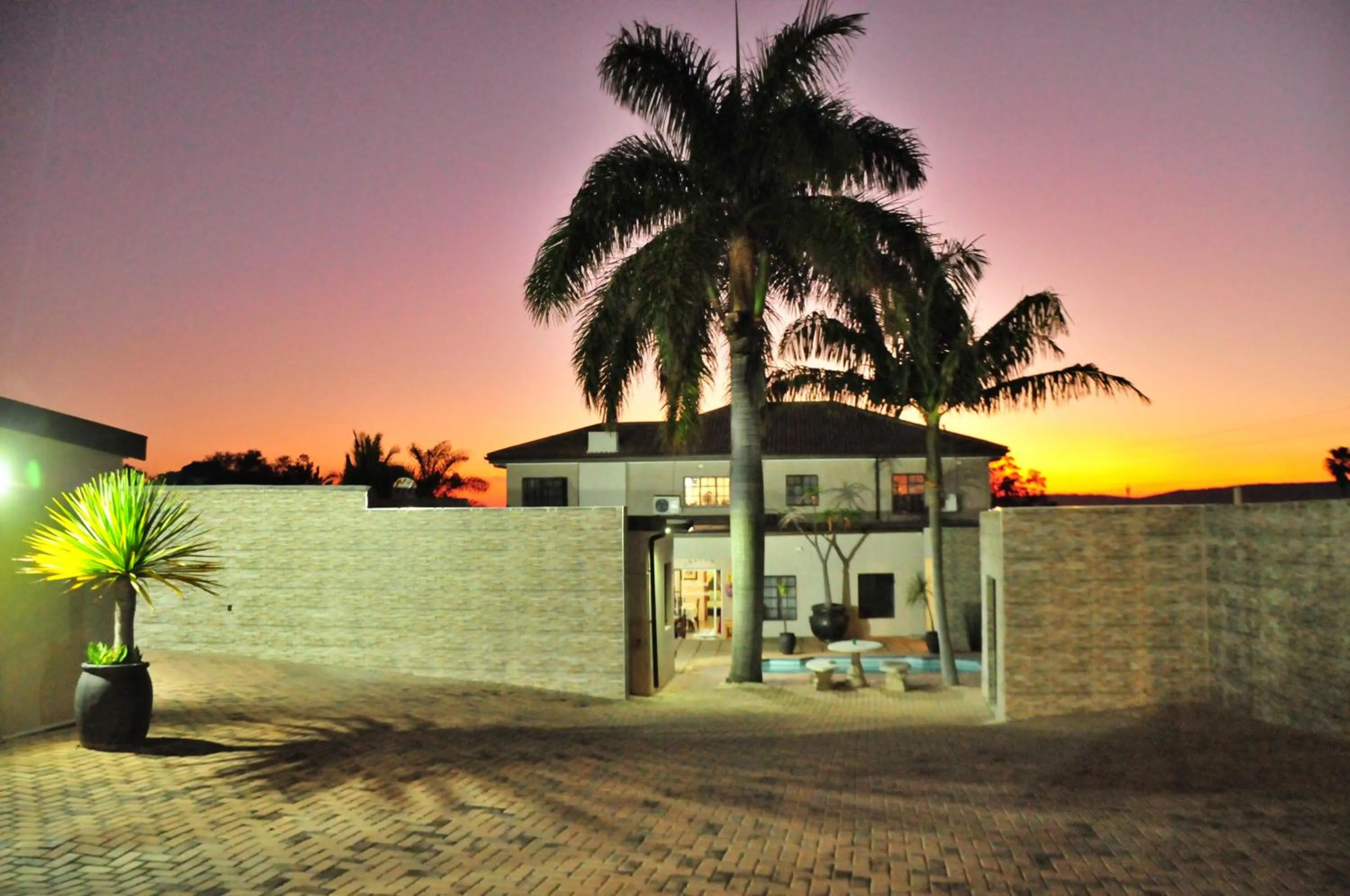 Property building in Mi Casa Guest House