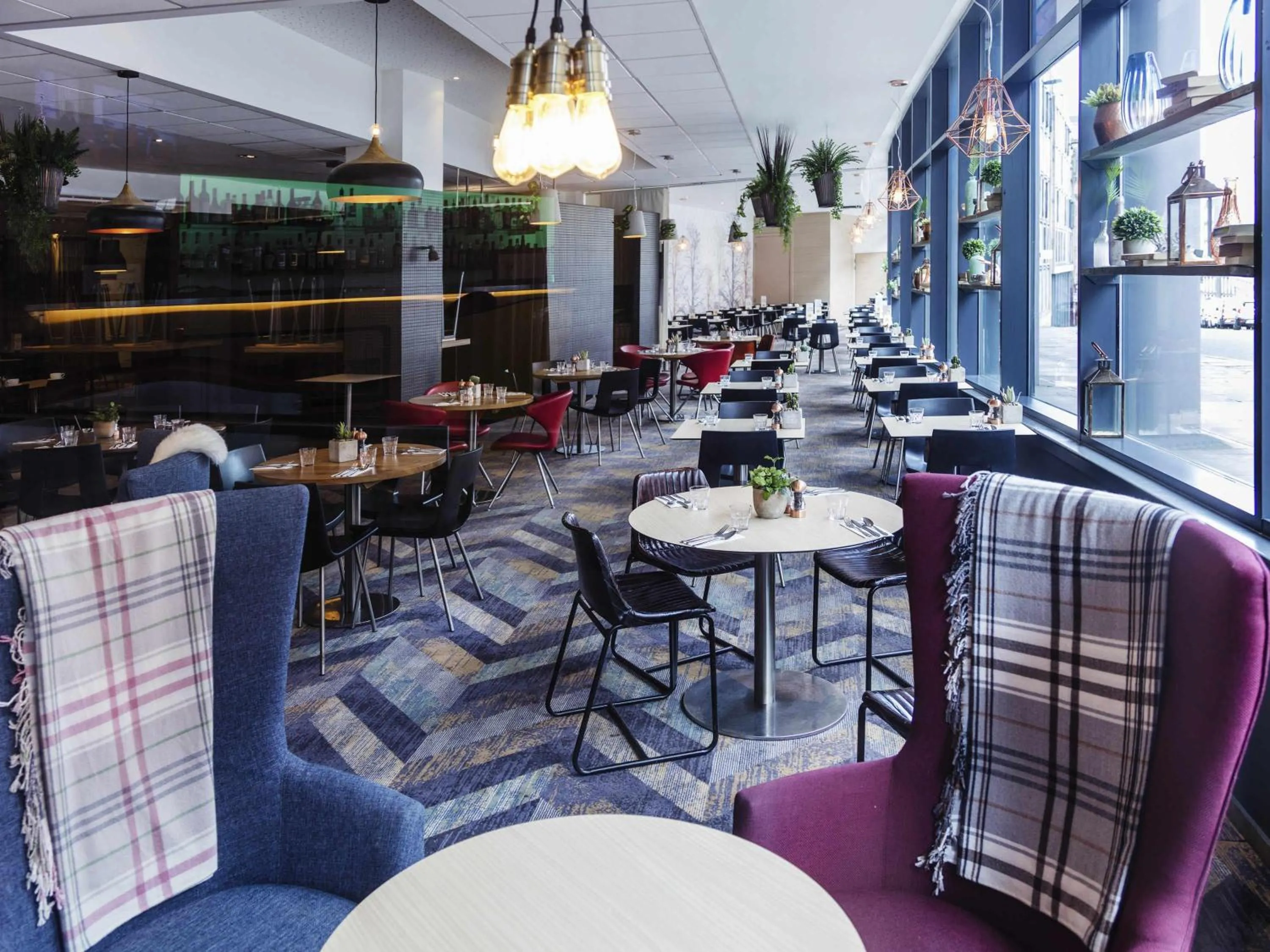 Restaurant/places to eat in Novotel Edinburgh Centre