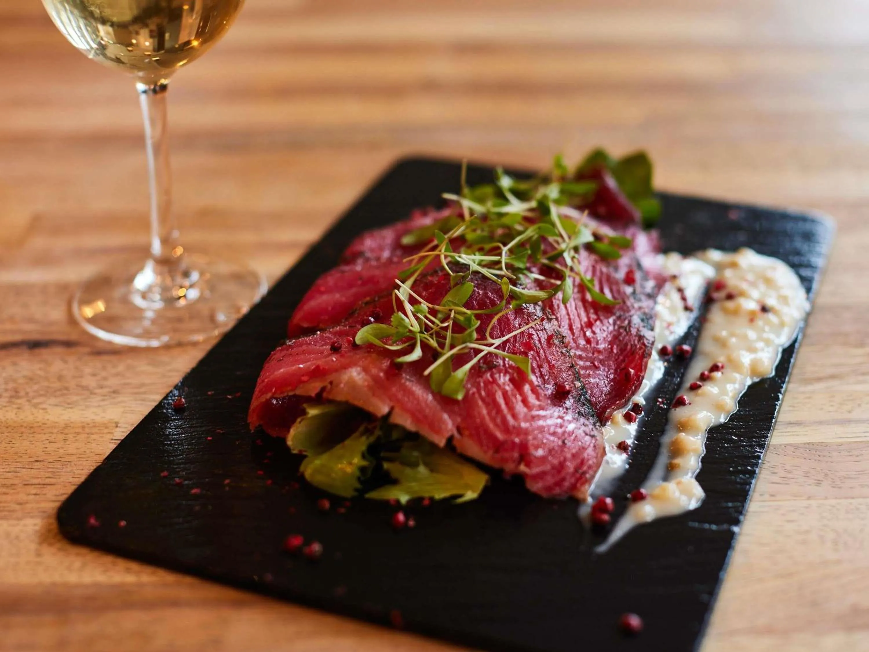 Lounge or bar in Novotel Edinburgh Centre