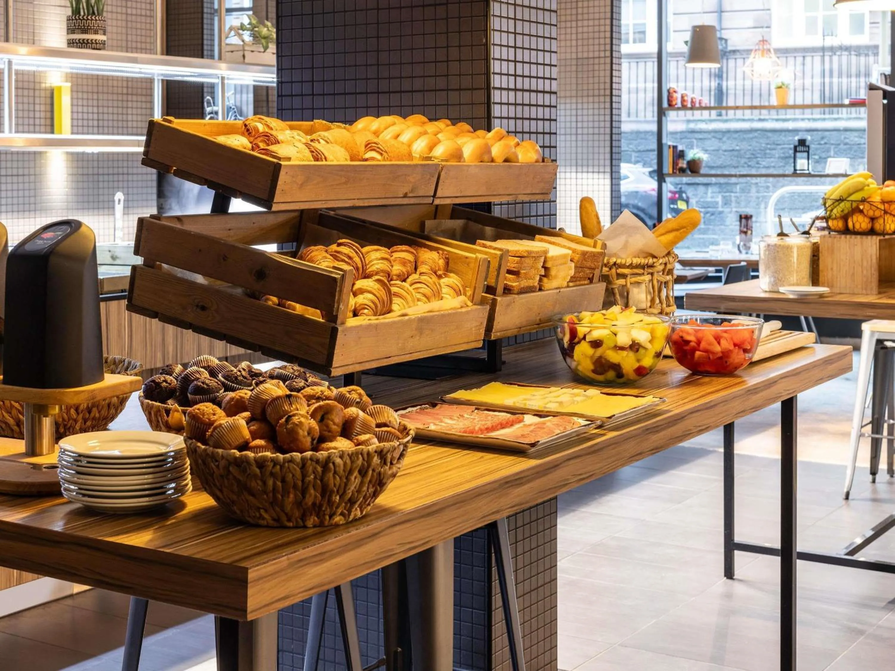 Breakfast in Novotel Edinburgh Centre