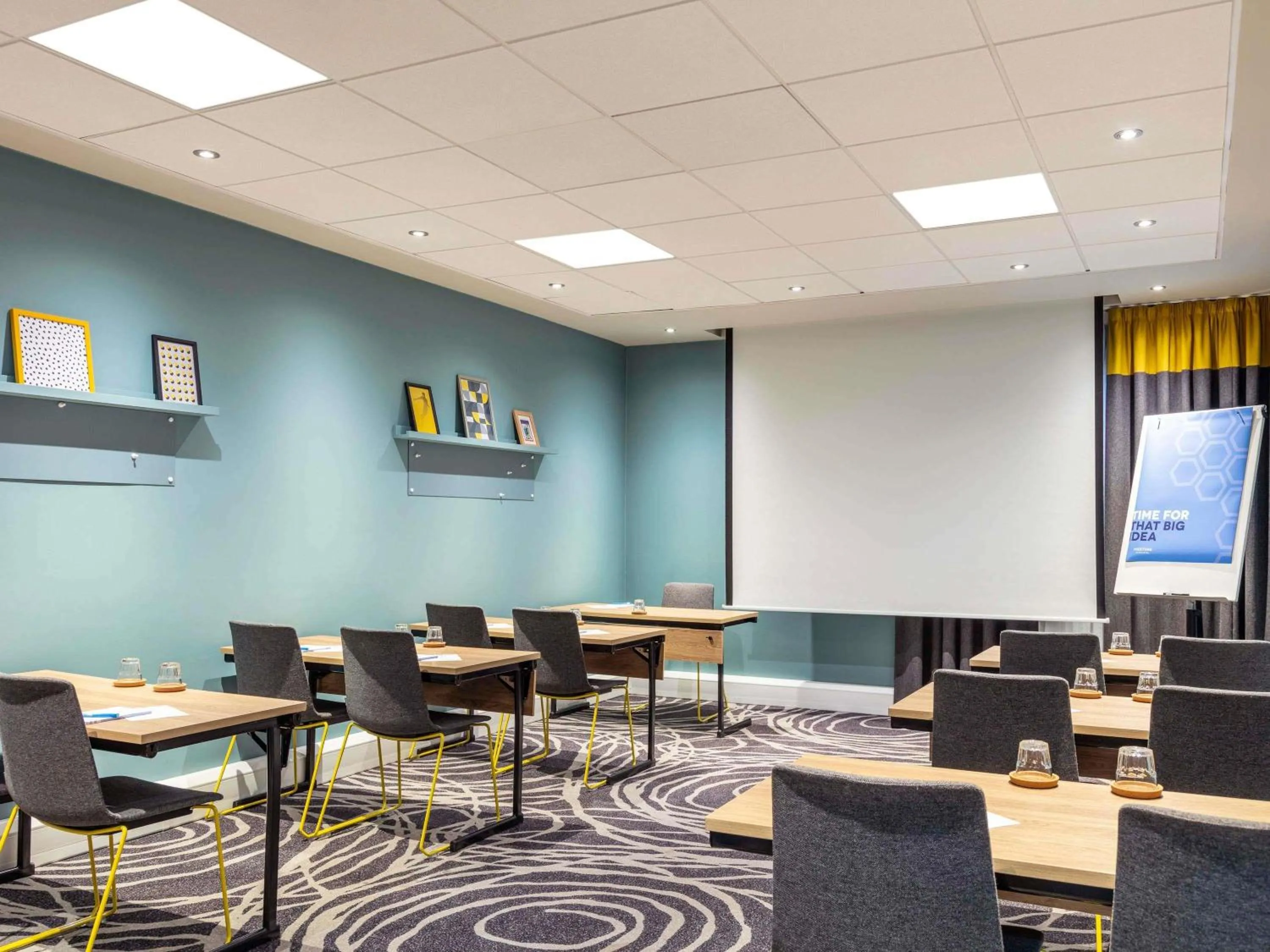 Meeting/conference room in Novotel Edinburgh Centre