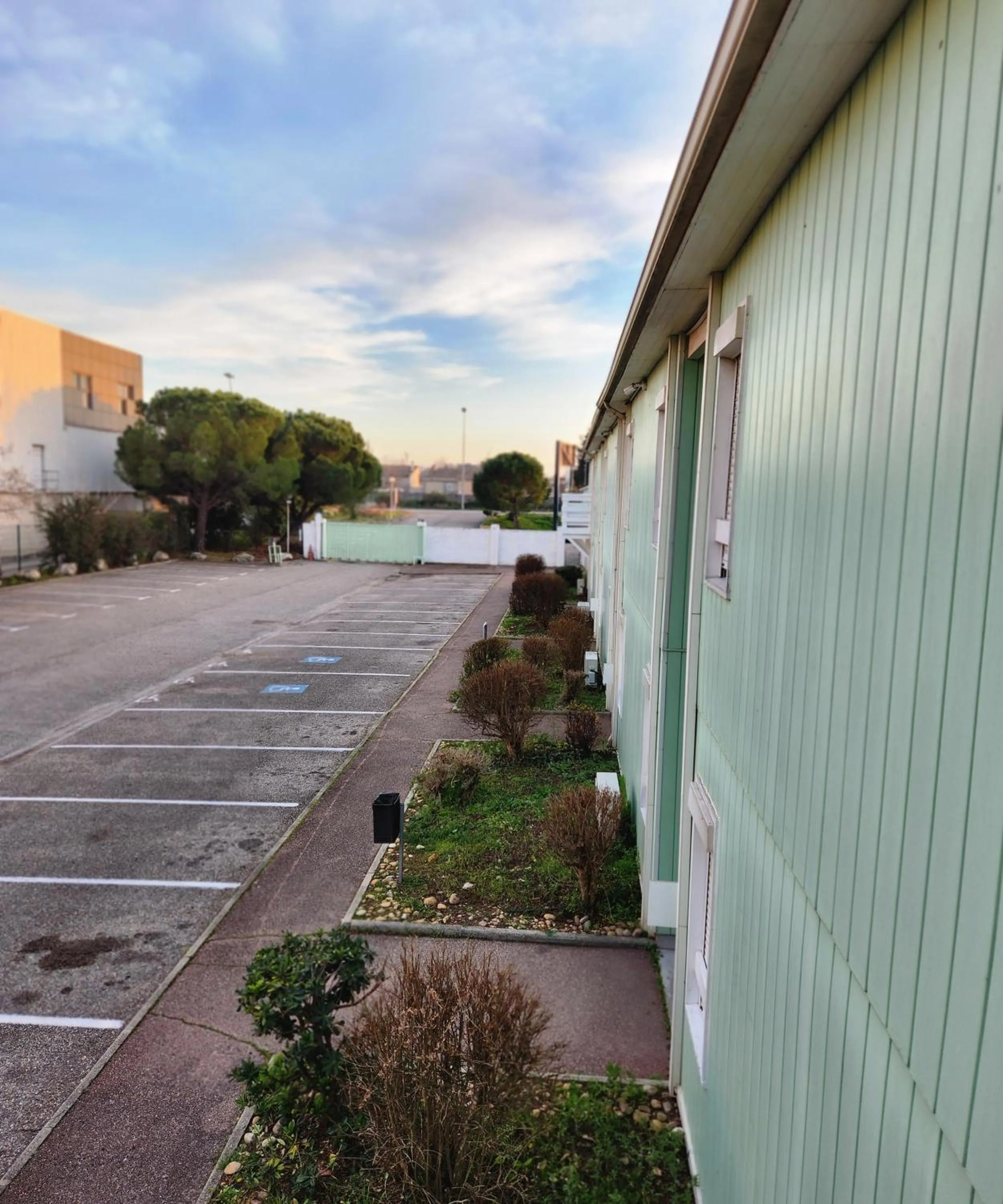 Property building in Fasthotel Avignon Nord Le Pontet
