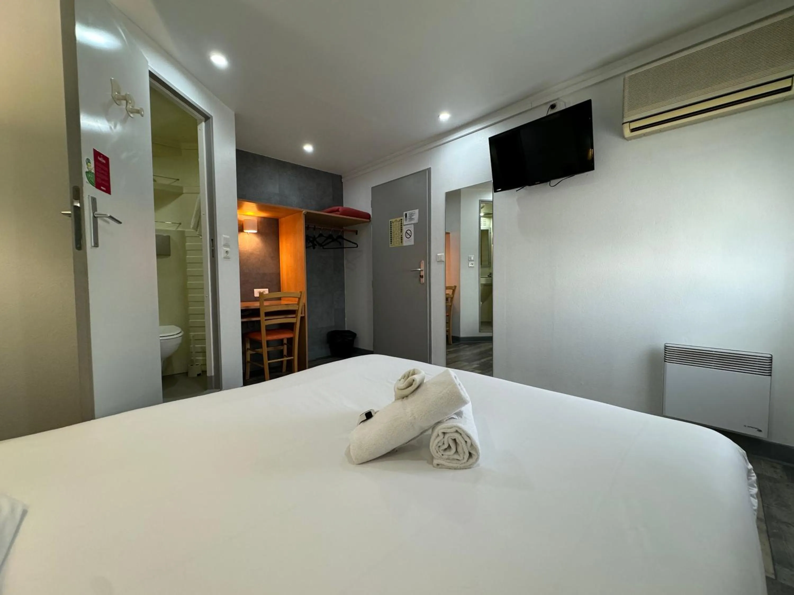 Bed in Fasthotel Avignon Nord Le Pontet