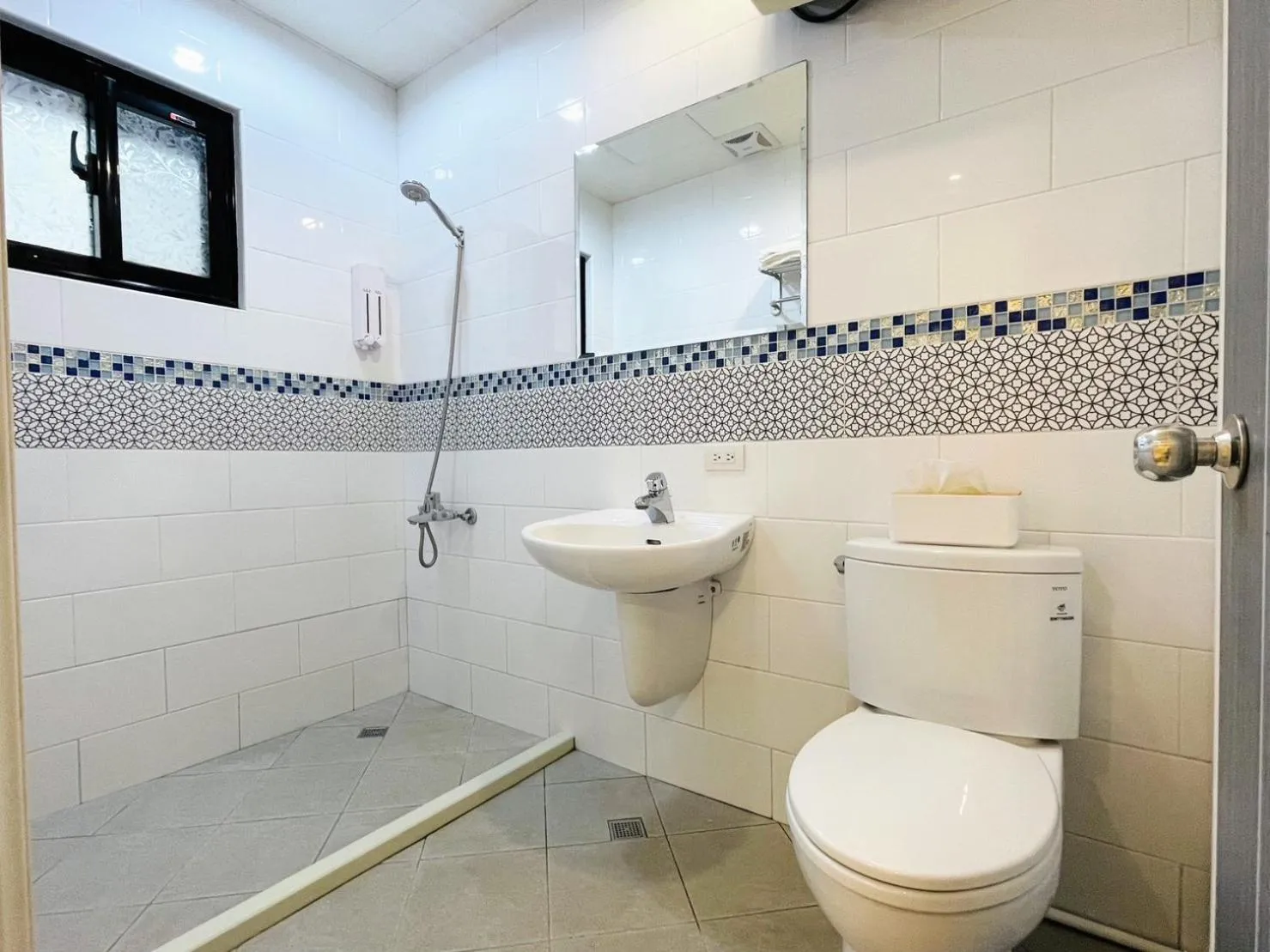 Toilet in 淡水民宿-台北Yes Hotel