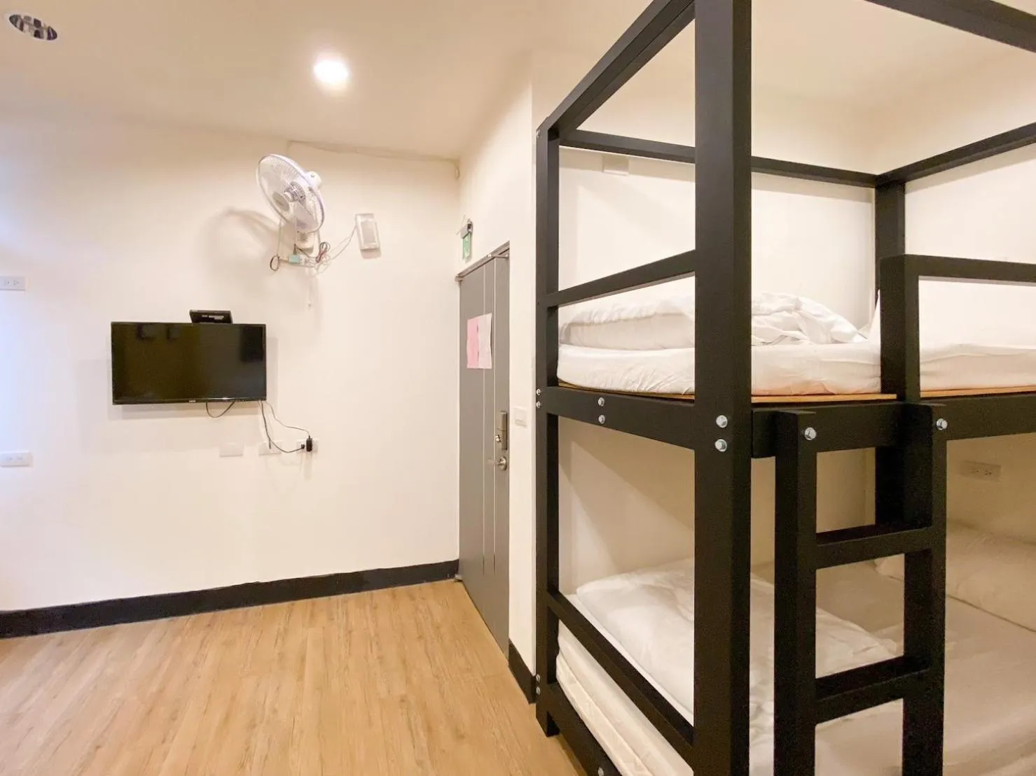 TV and multimedia, Bed in 淡水民宿-台北Yes Hotel