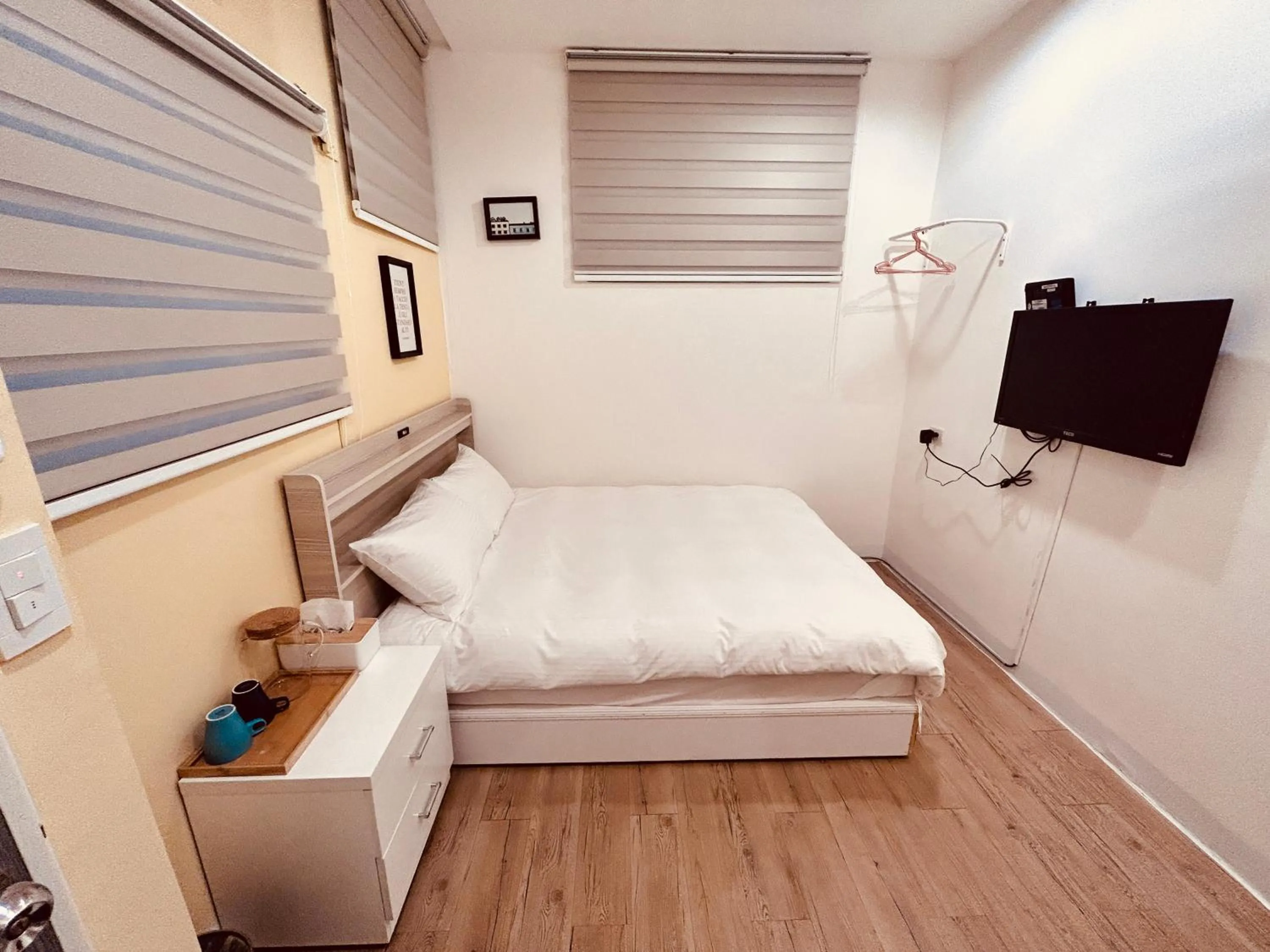 Decorative detail, Bed in 淡水民宿-台北Yes Hotel