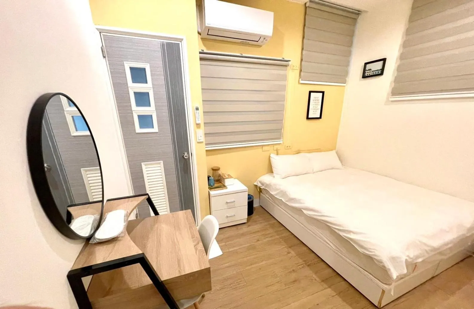 Photo of the whole room, Bed in 淡水民宿-台北Yes Hotel