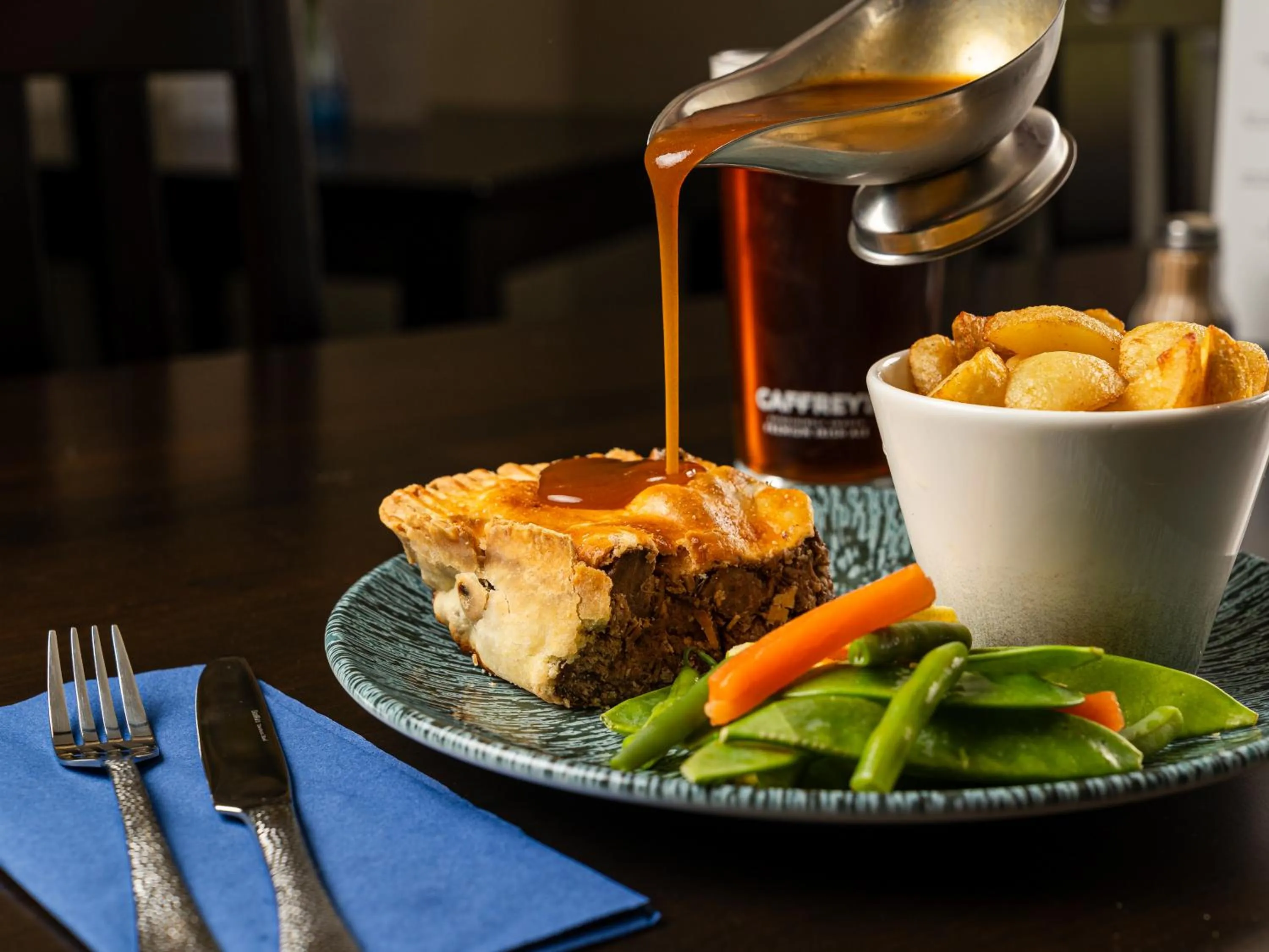 Restaurant/places to eat in Rose & Crown