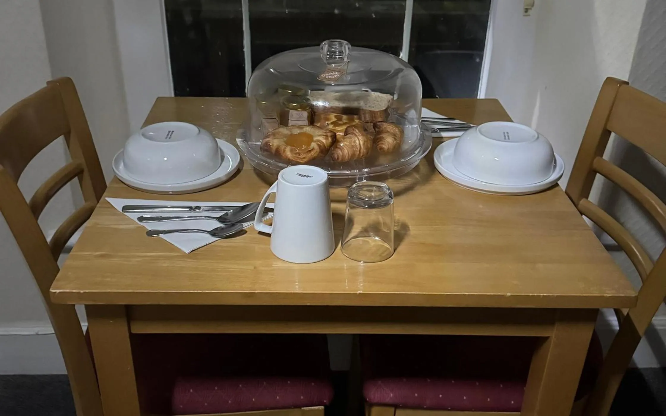 Breakfast in Rose & Crown