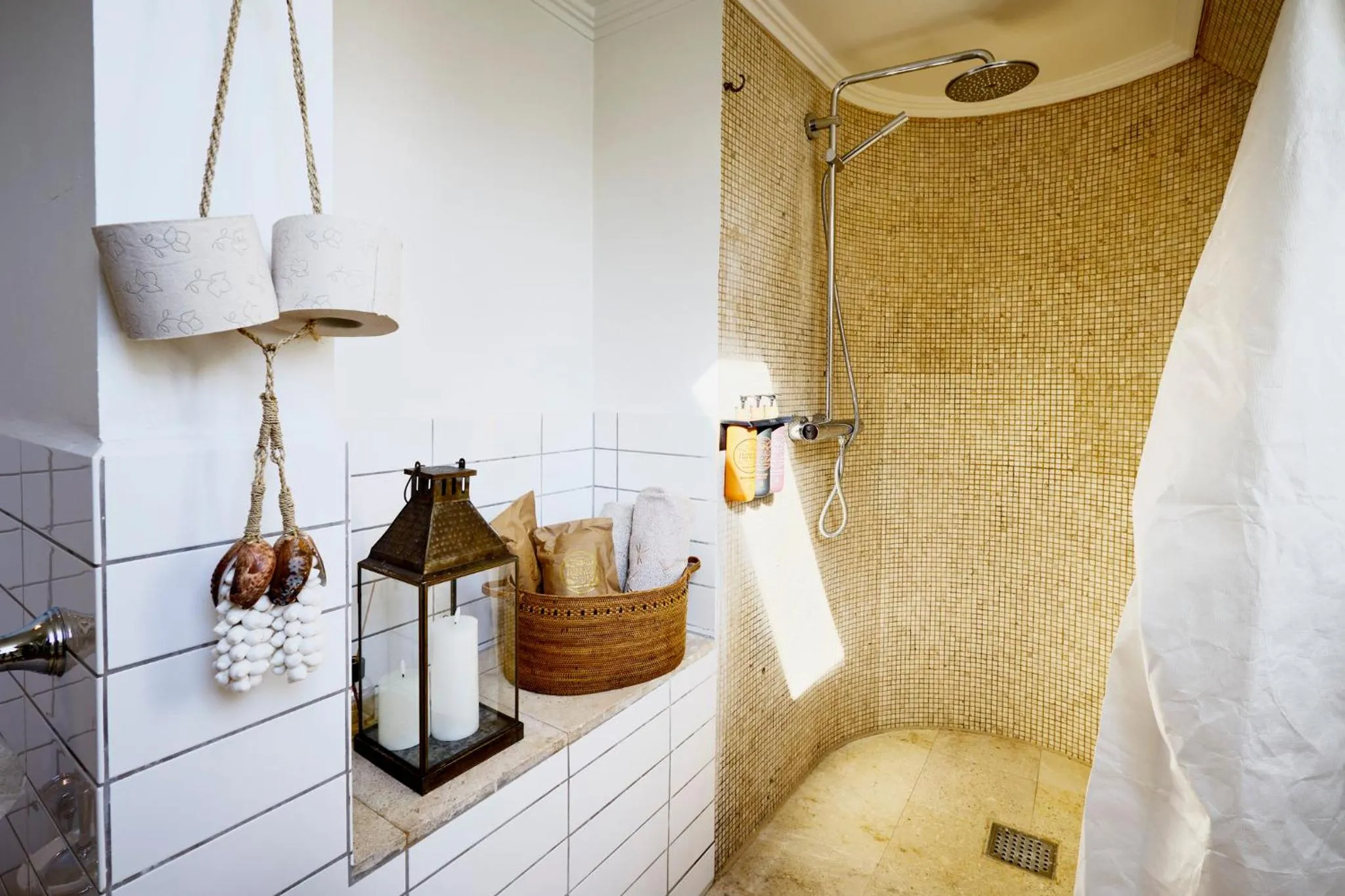 Bathroom in Axel Guldsmeden