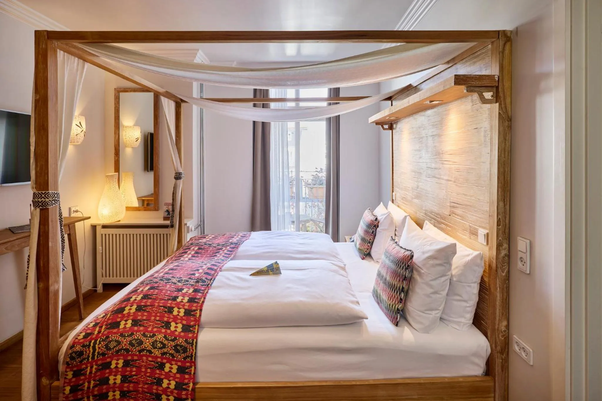 Bedroom, Bed in Axel Guldsmeden