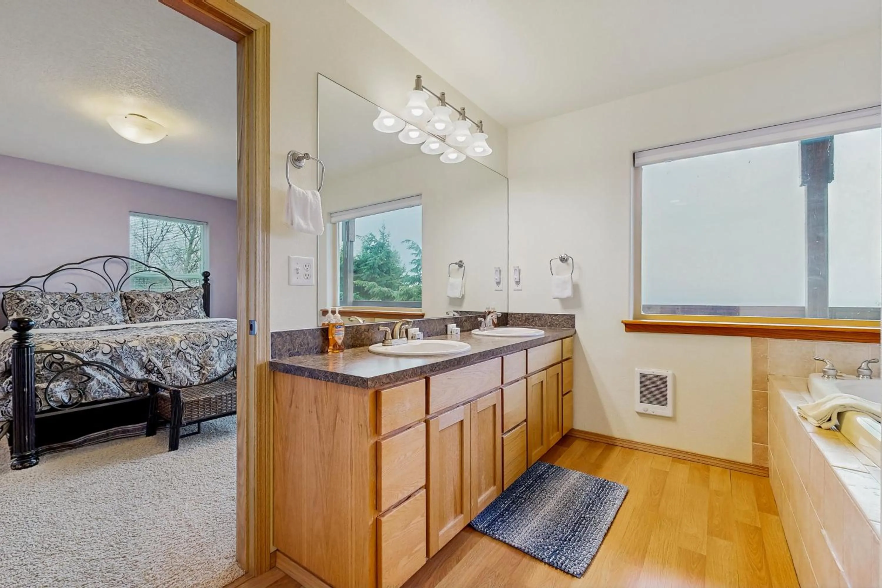 Bed in Pacific Coast Views