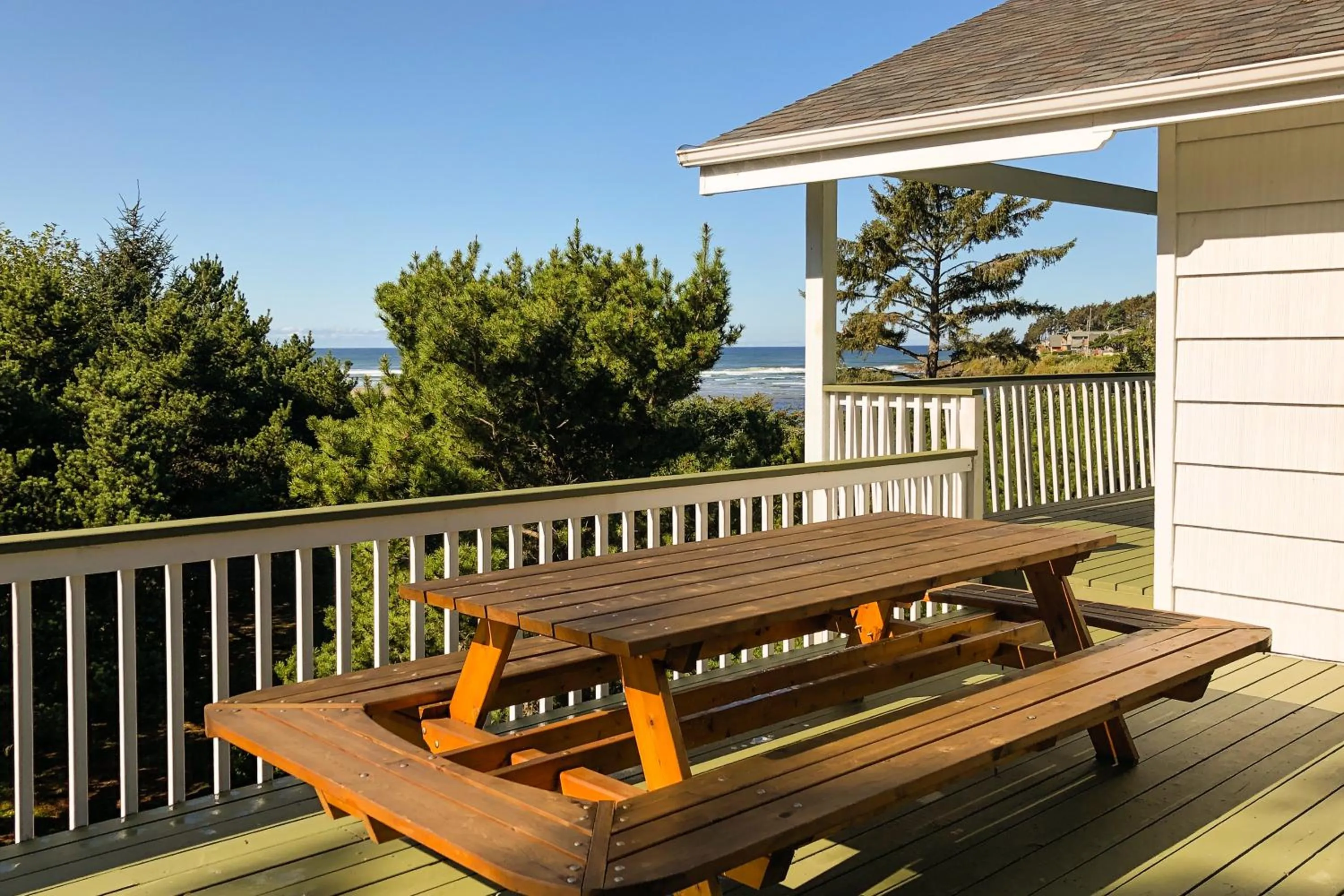 Hidden Luxury Beachfront Estate