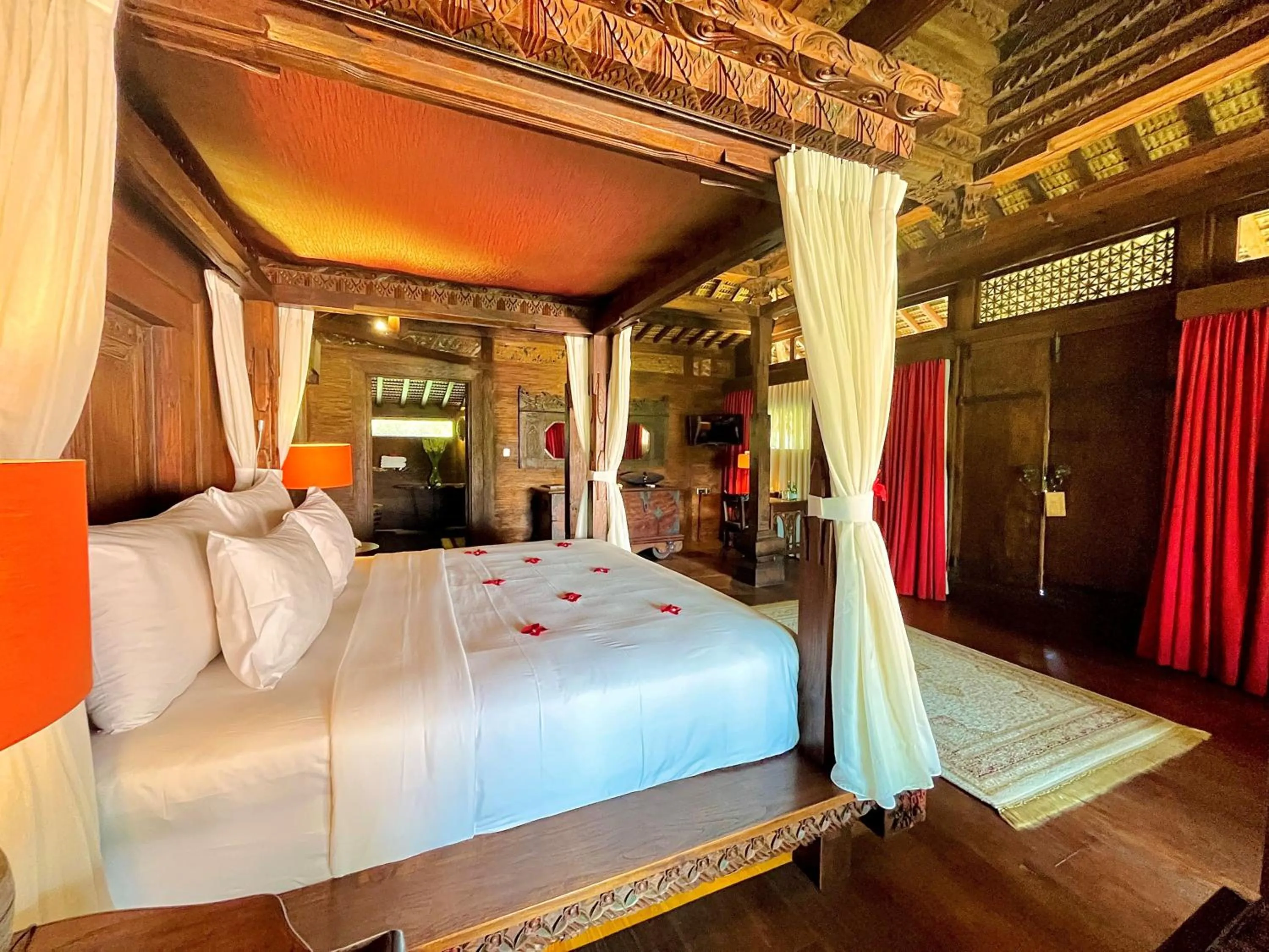 Bed in Permata Ayung Private Estate