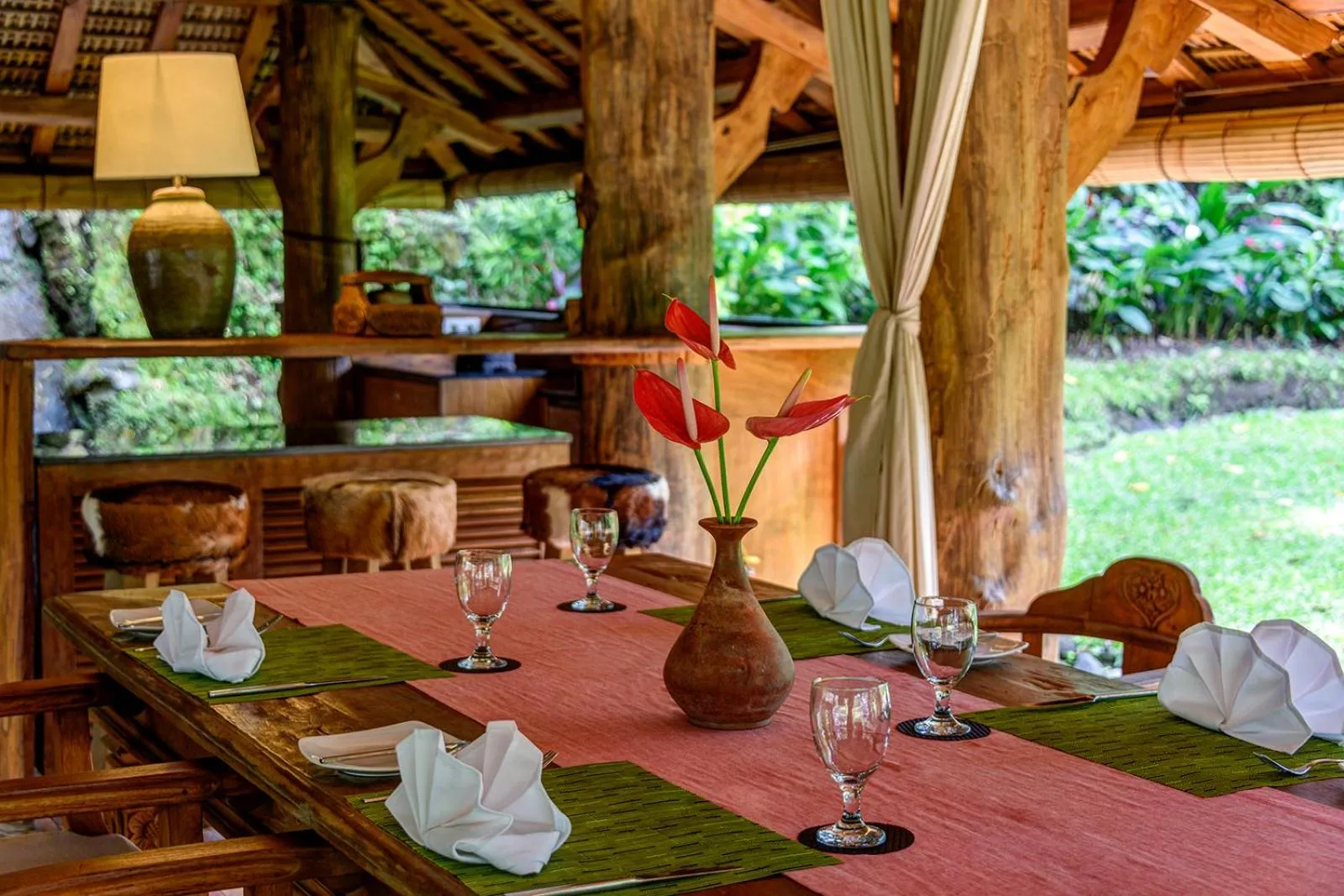 Kitchen or kitchenette in Permata Ayung Private Estate