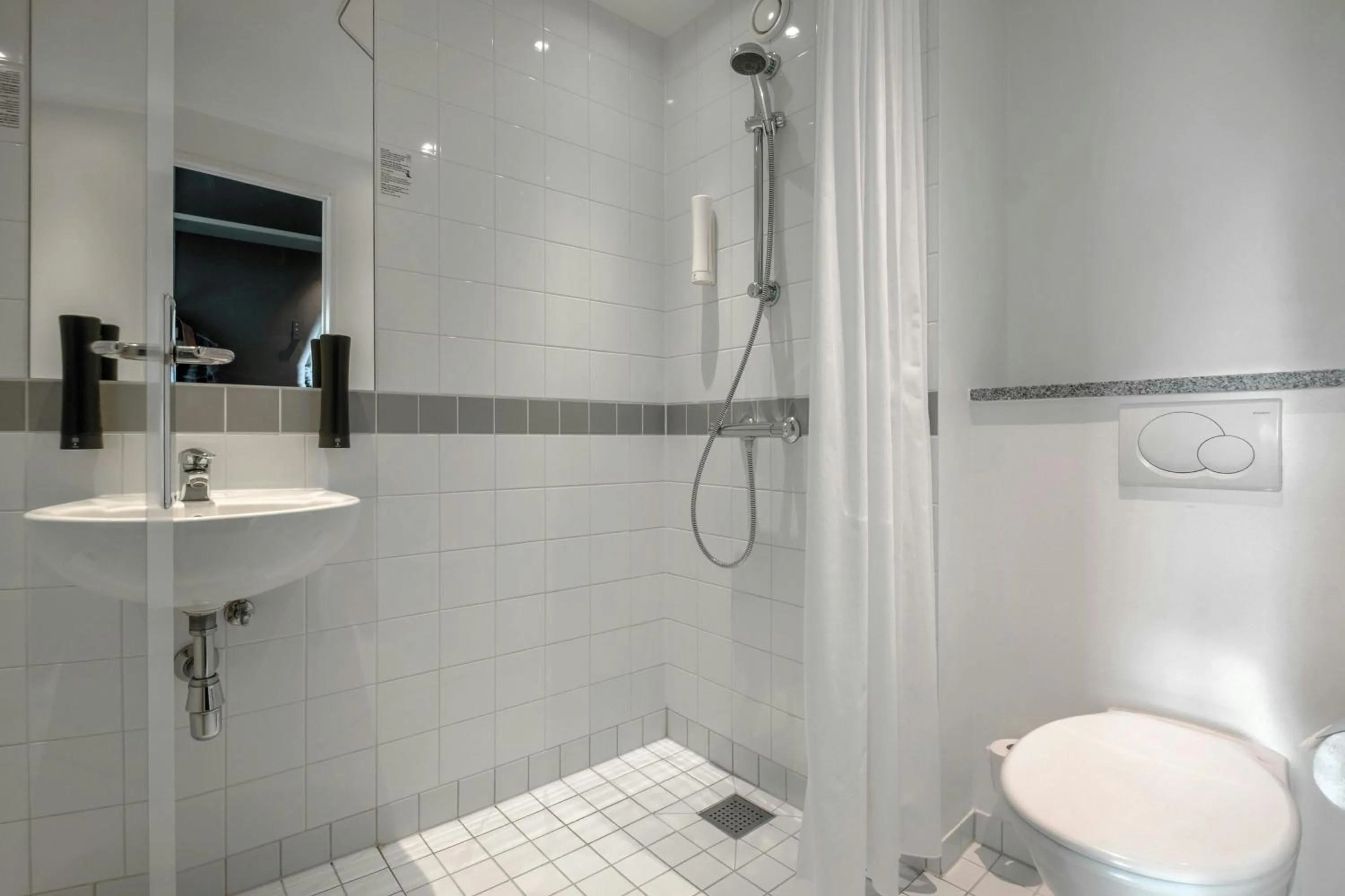 Bathroom in Four Points Flex by Sheraton Ballerup