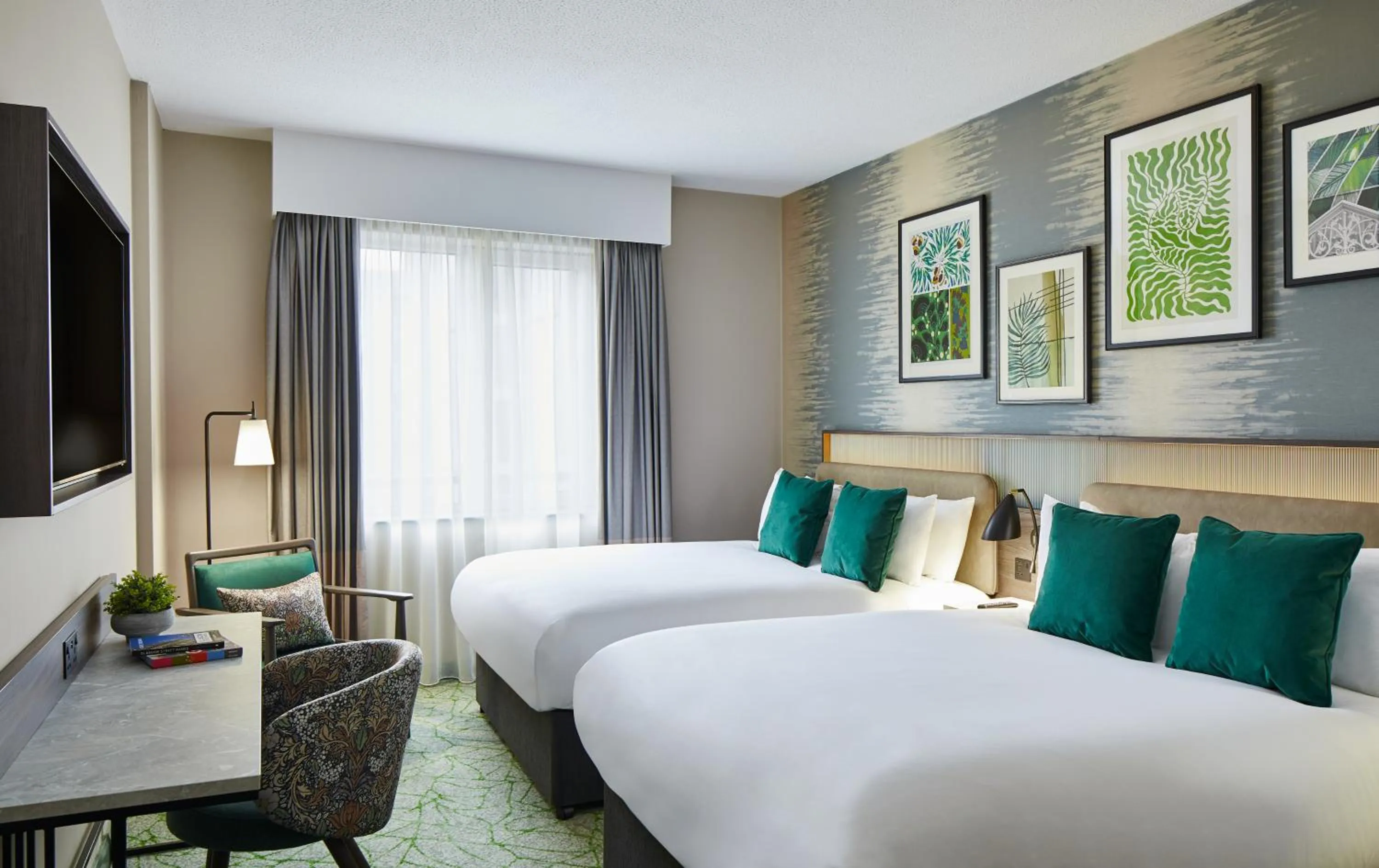 Bed in Leonardo Royal Hotel Glasgow