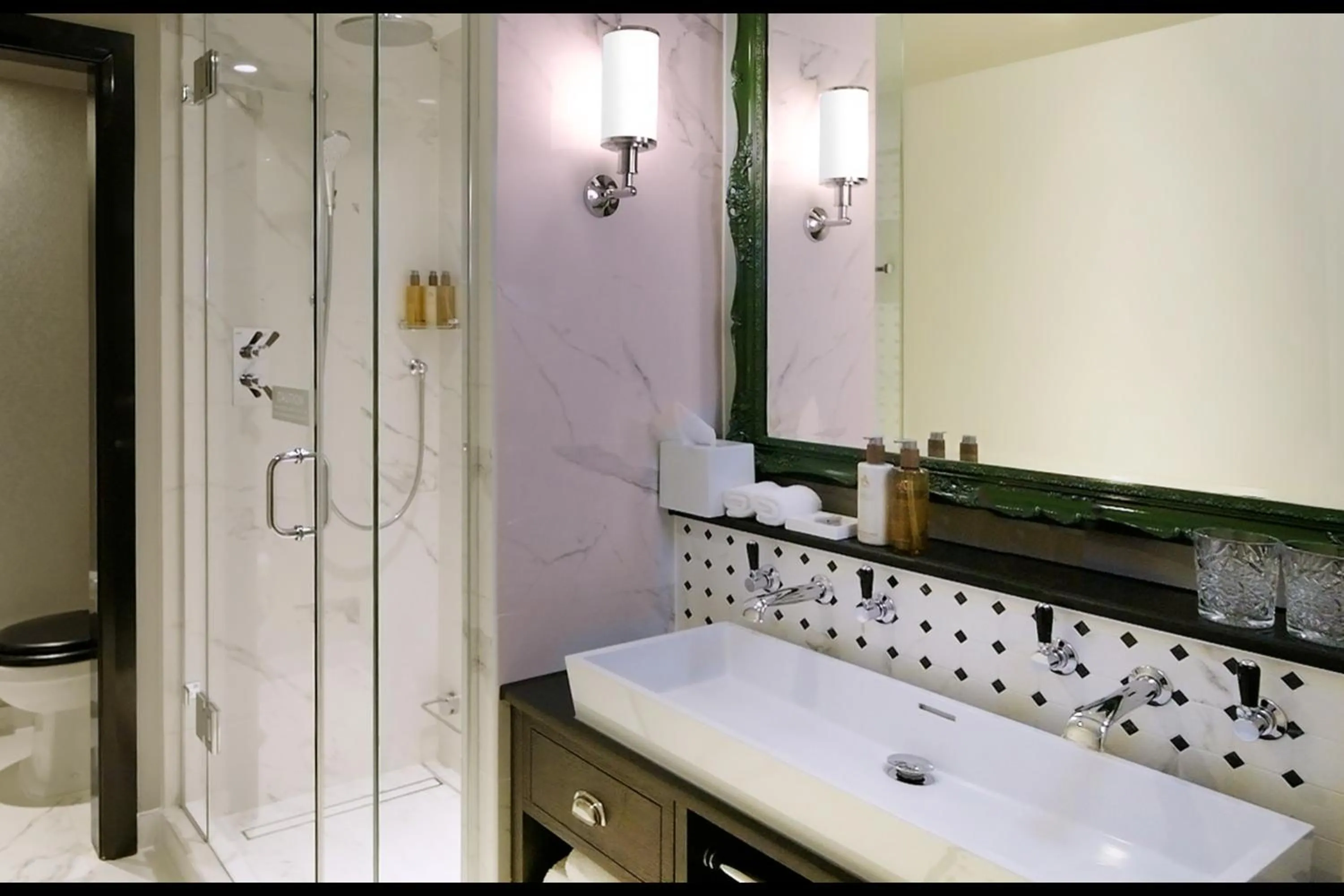 Bathroom in Virgin Hotels London - Shoreditch