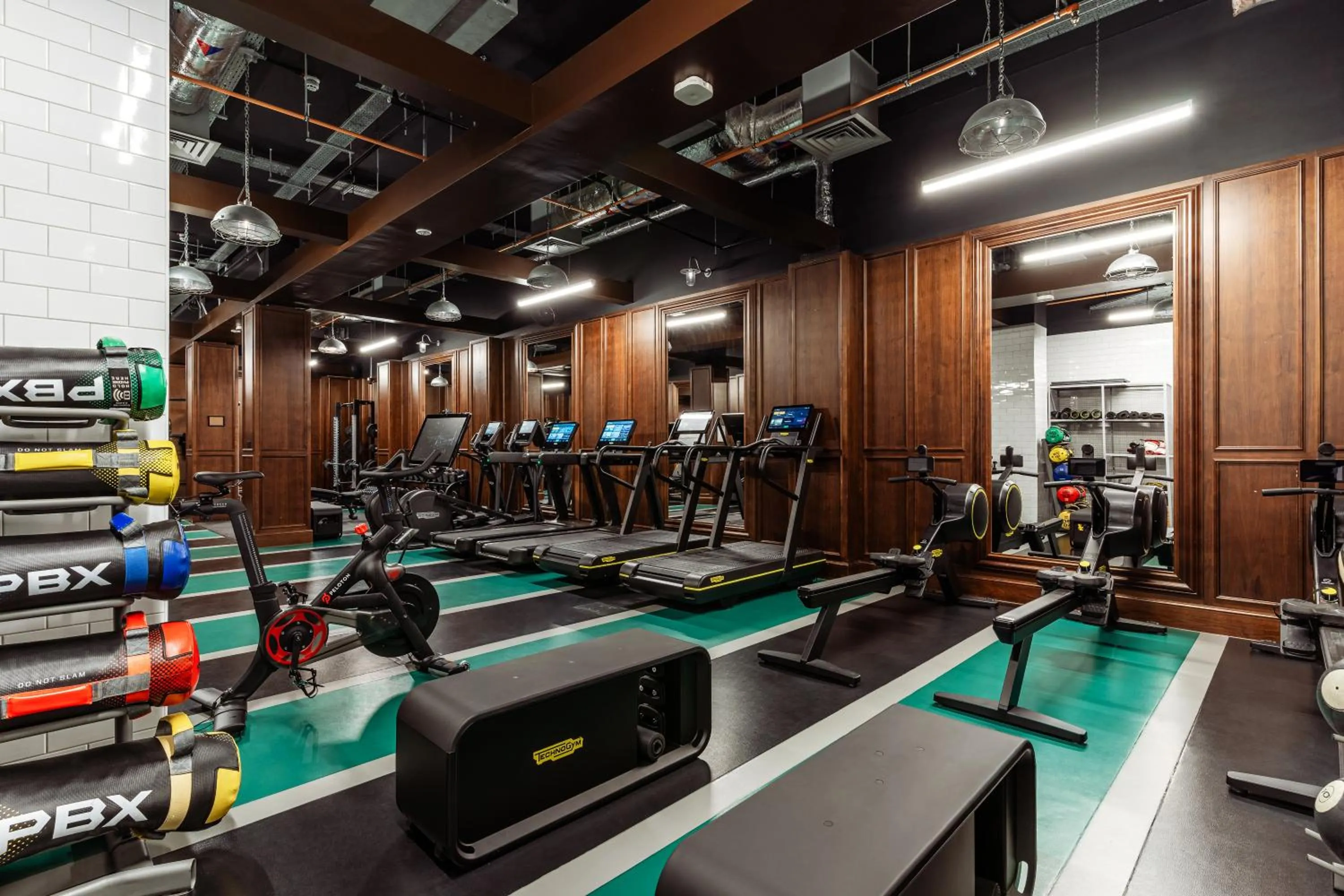 Fitness centre/facilities in Mondrian London Shoreditch