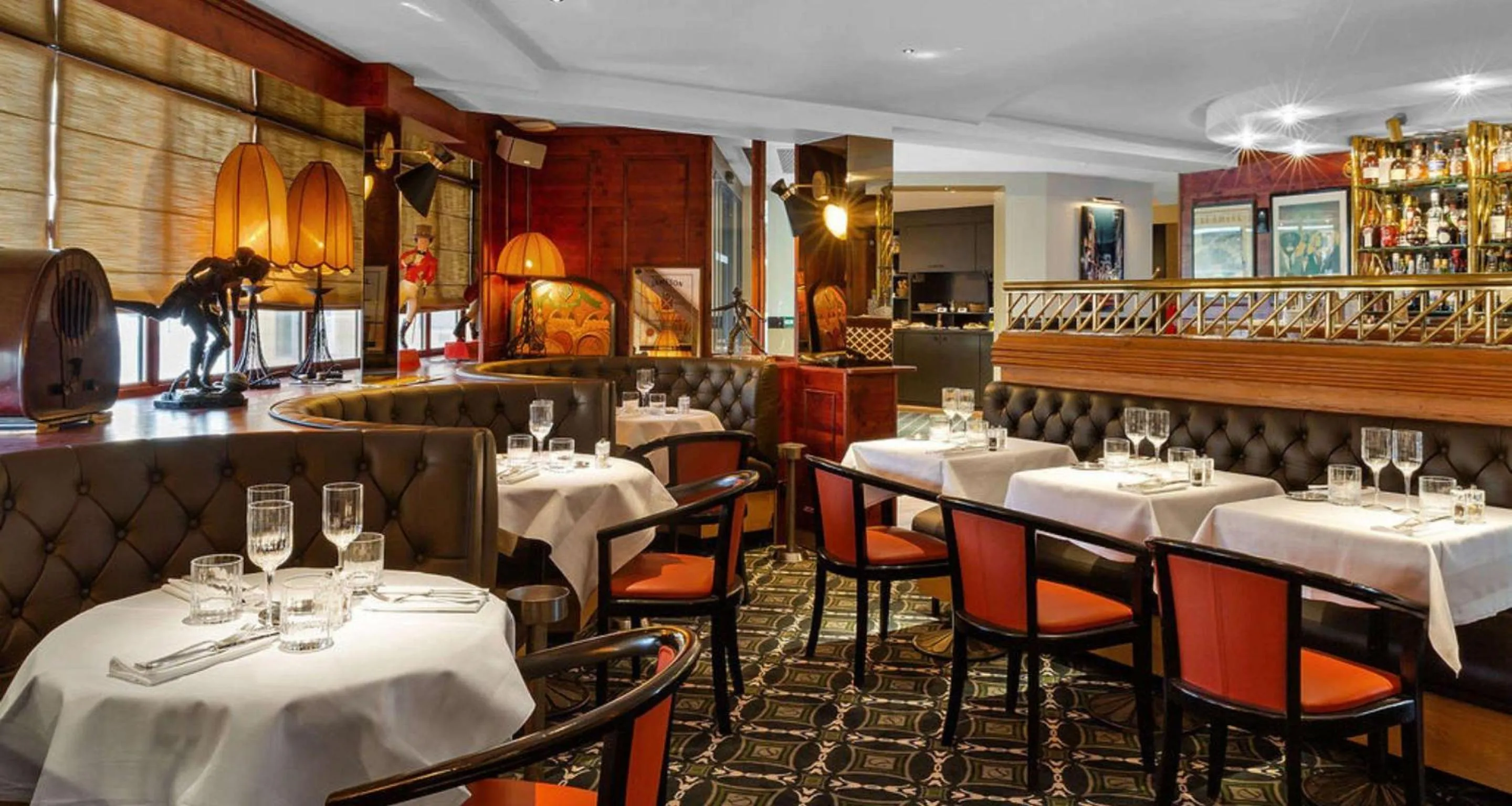 Lounge or bar in Best Western Plus Hotel de Dieppe 1880