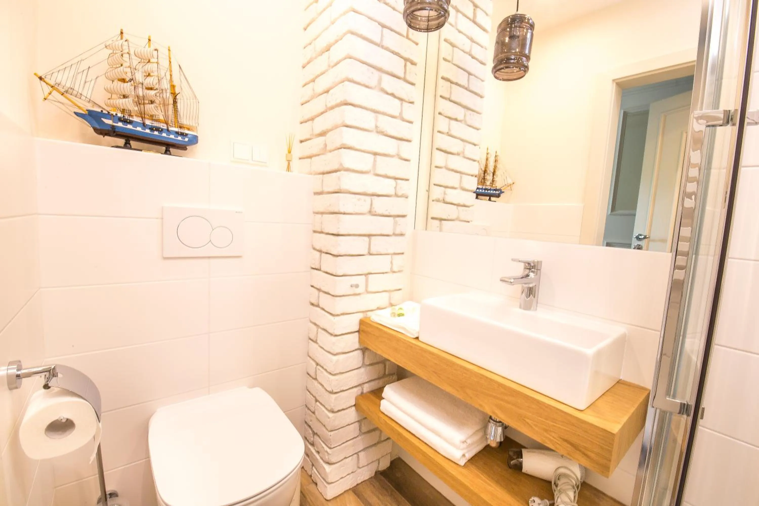 Shower in Willa Legenda Hotel Adults Only