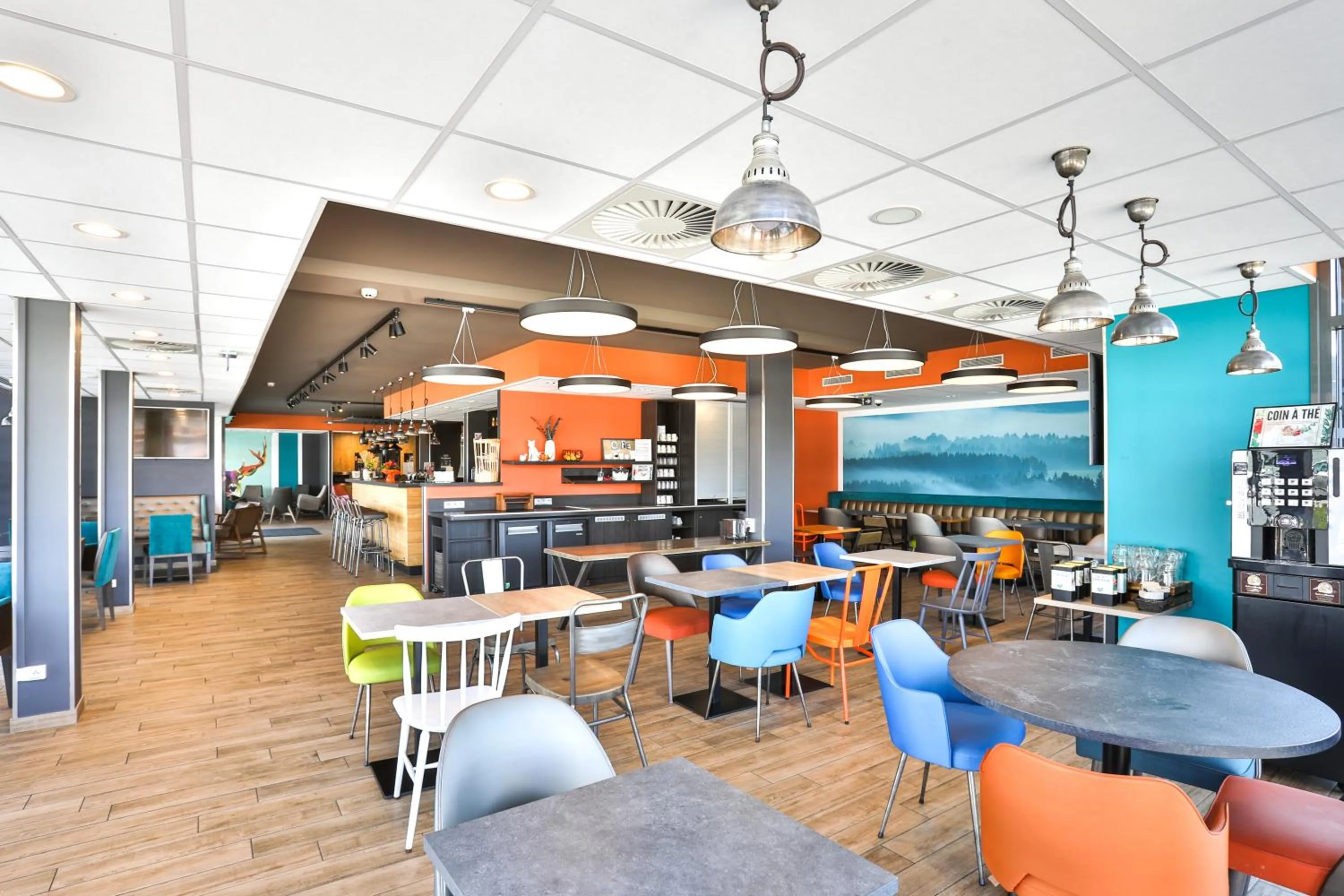 Restaurant/places to eat in Kyriad Pontarlier