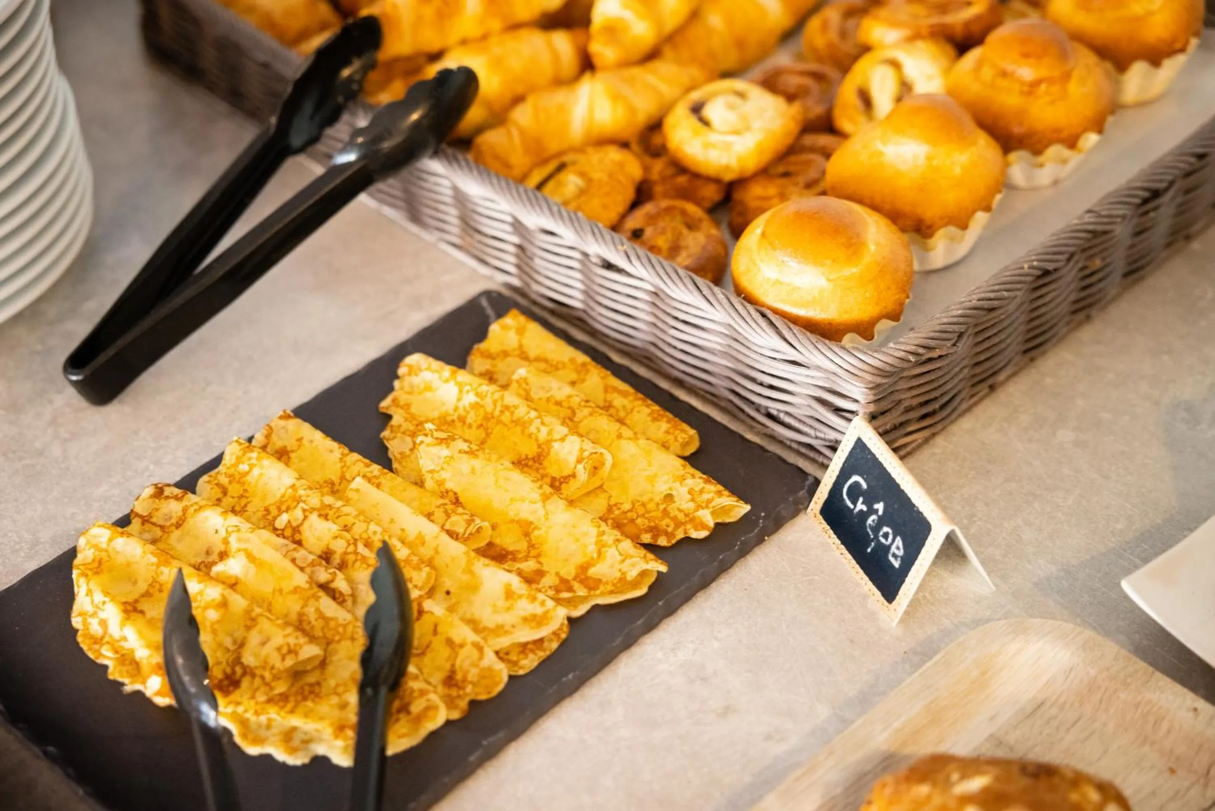 Food and drinks in Campanile Limoges Centre - Gare