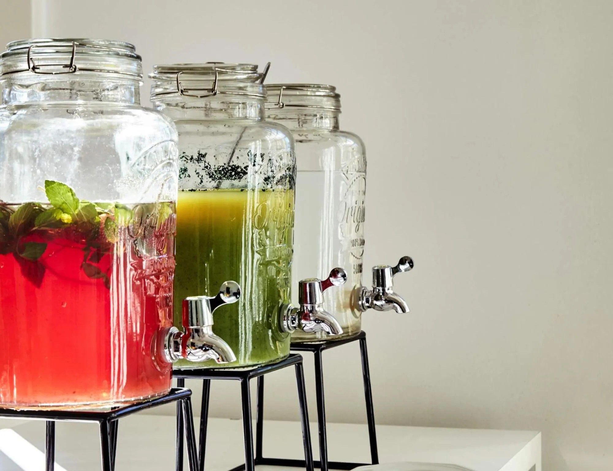 Restaurant/places to eat in Comwell Holte