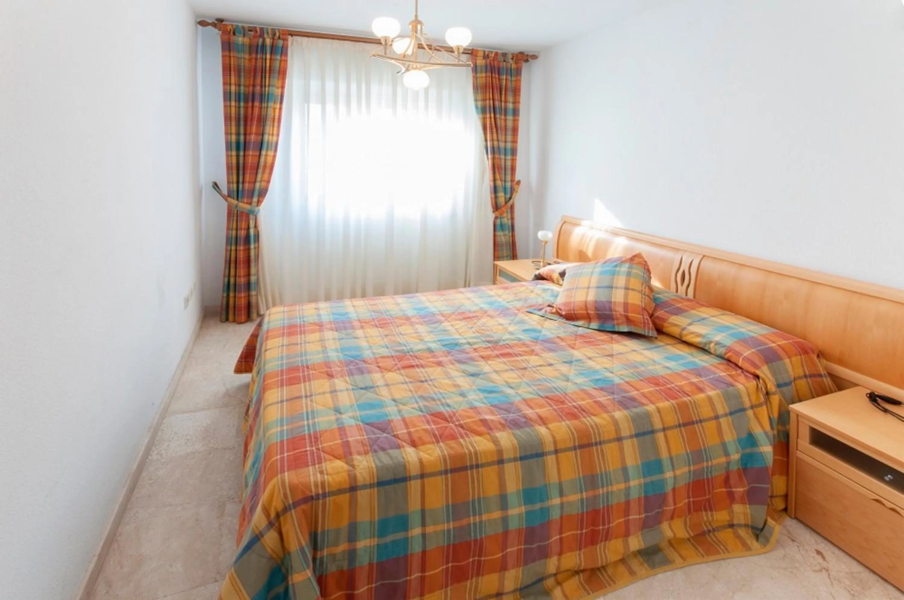 Bedroom, Bed in Cascades