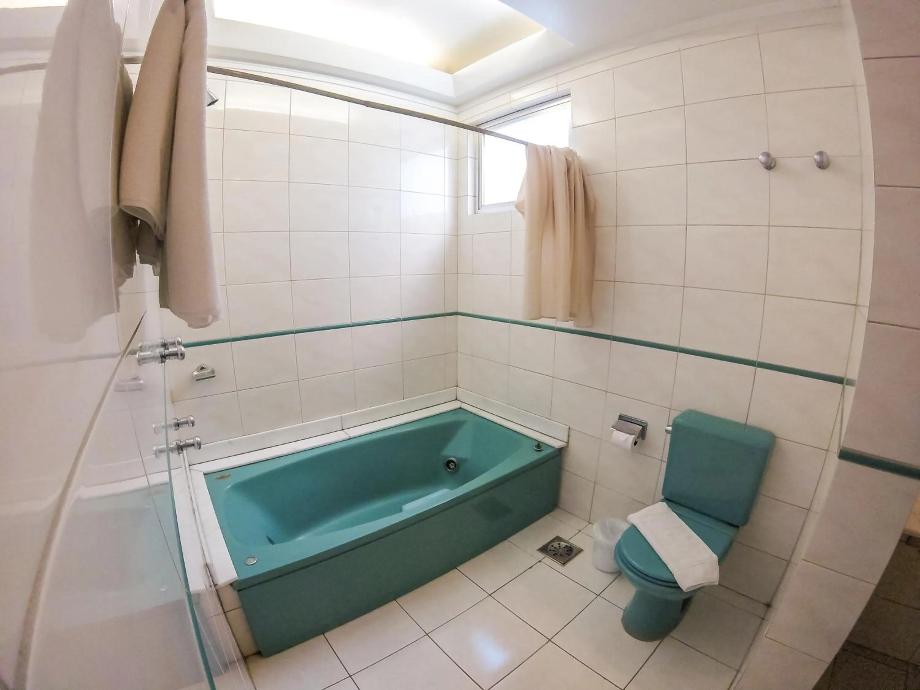 Bathroom in Milão Hotel