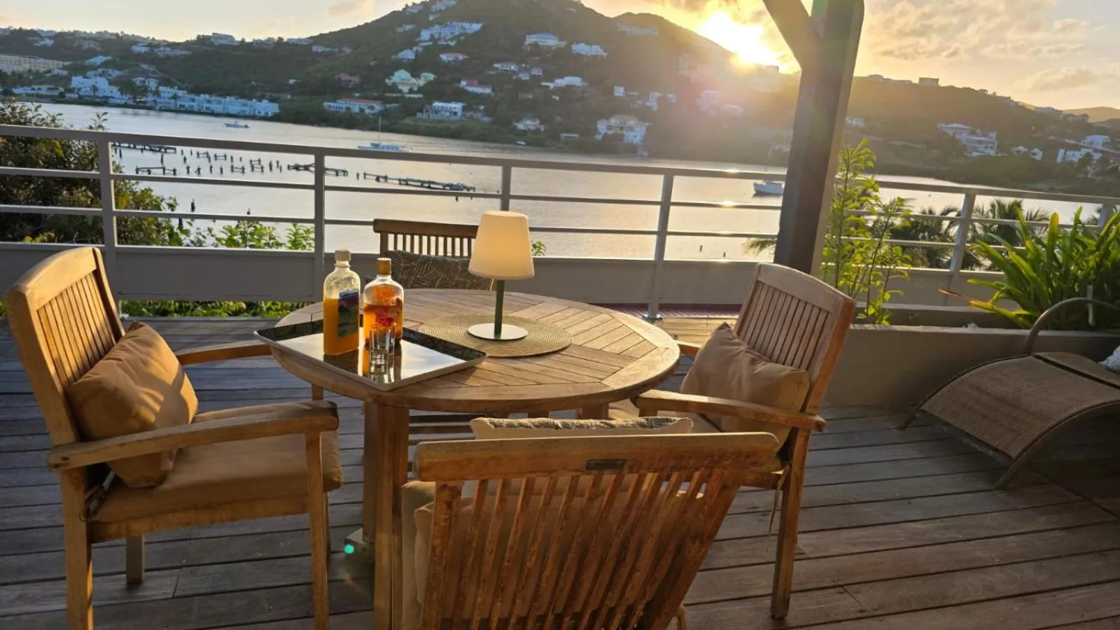 Les Balcons d'Oyster Pond