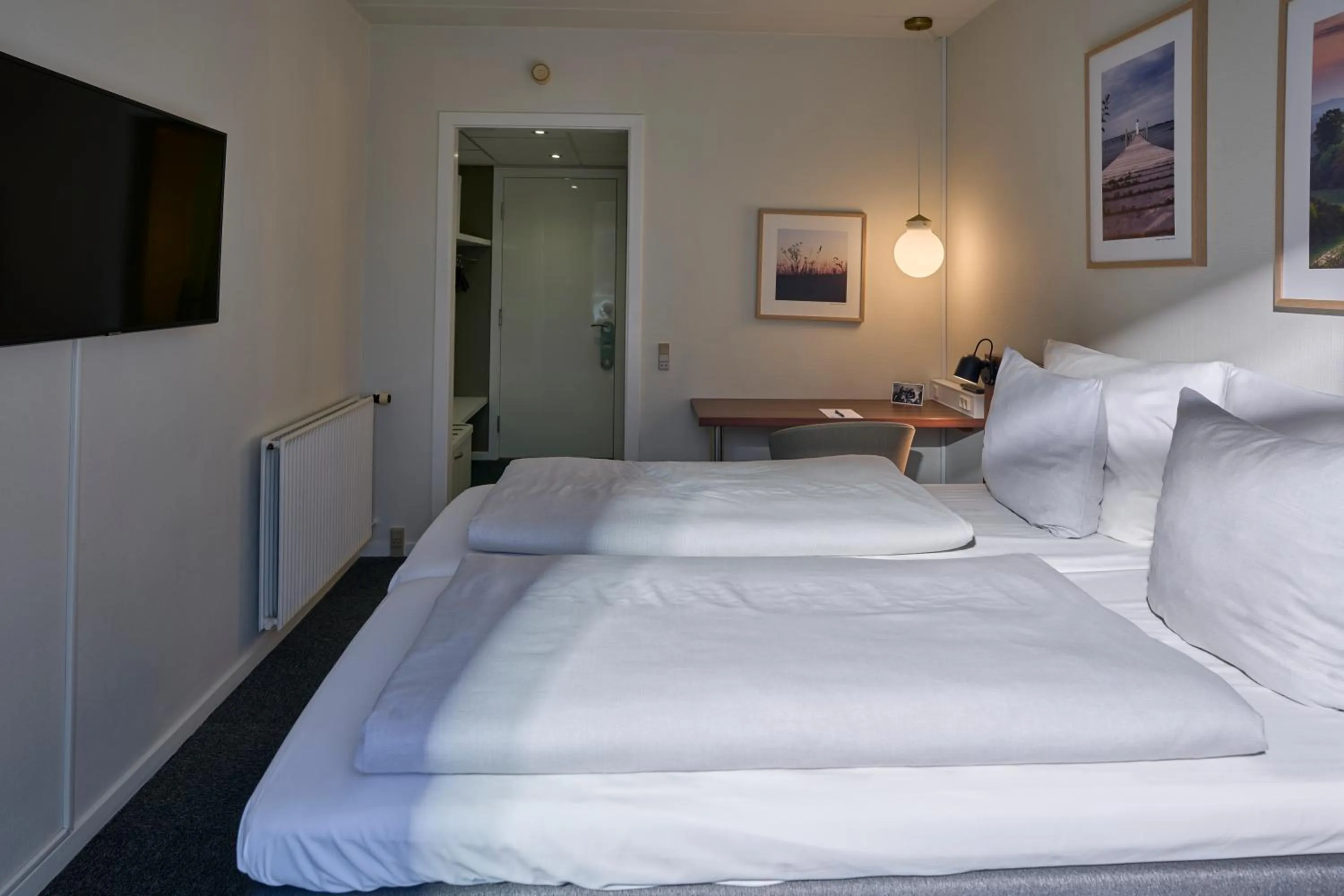 Bed in Hotel Faaborg Fjord