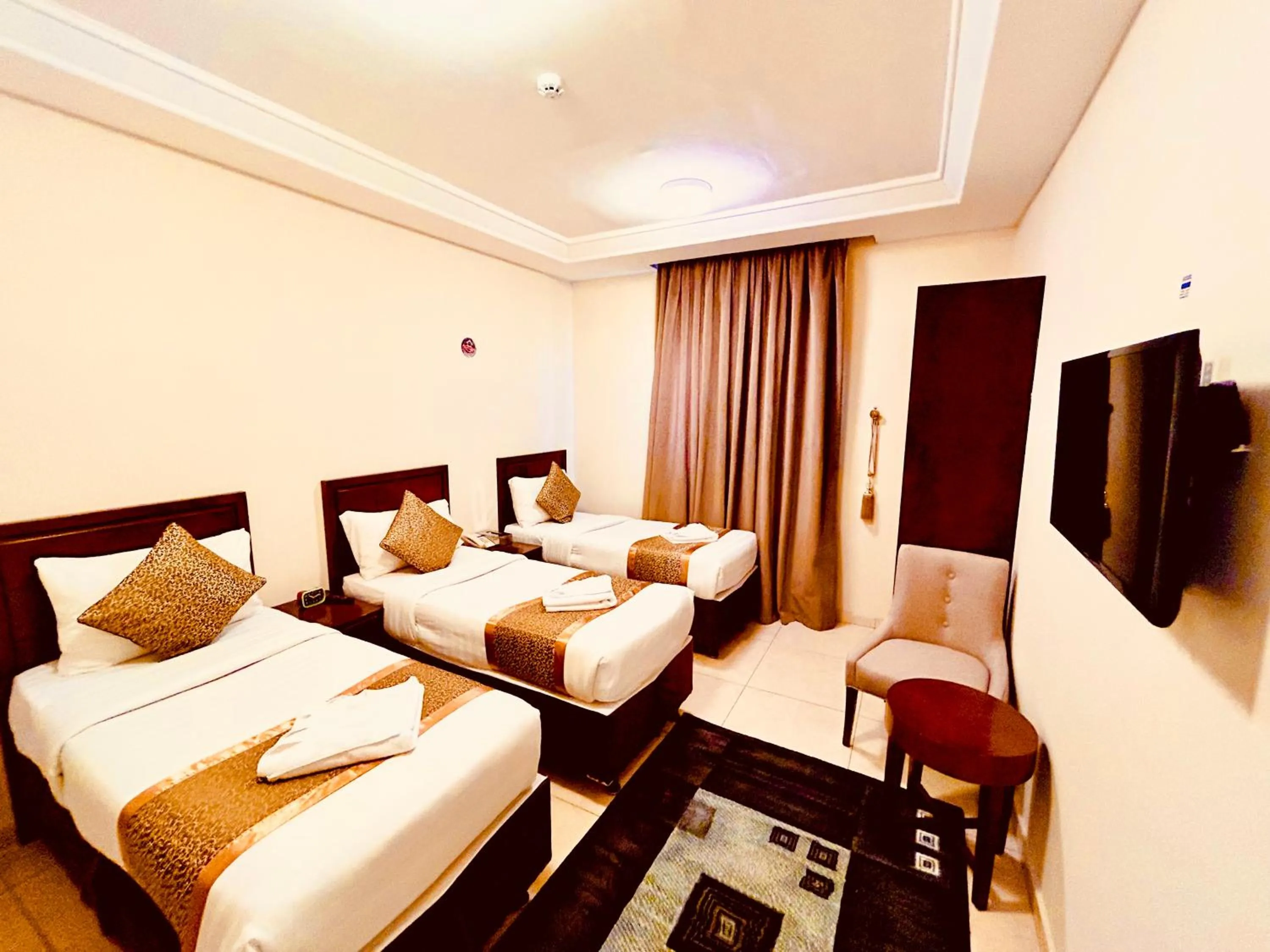 Bed in Knooz Aldiafah