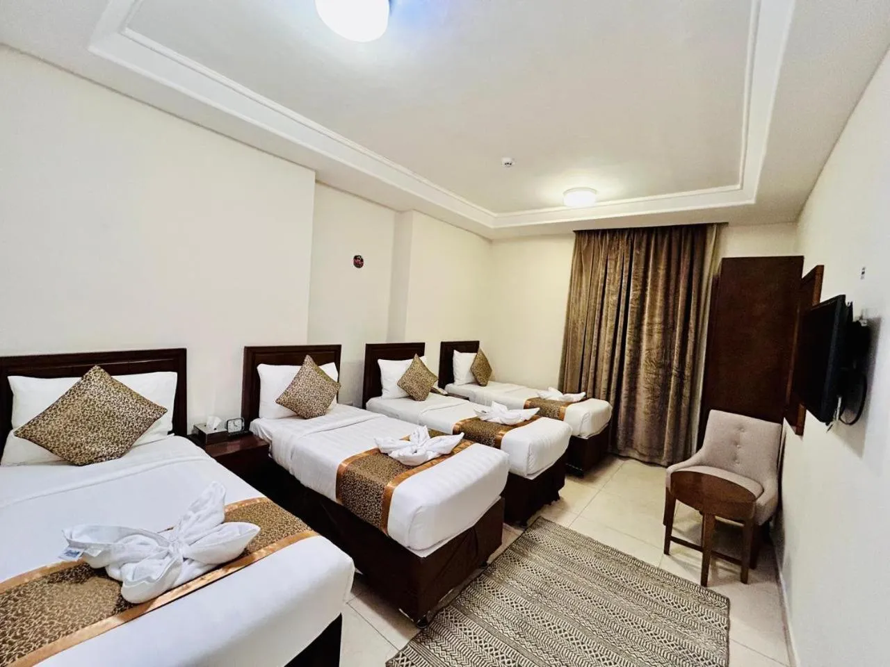 TV and multimedia, Bed in Knooz Aldiafah