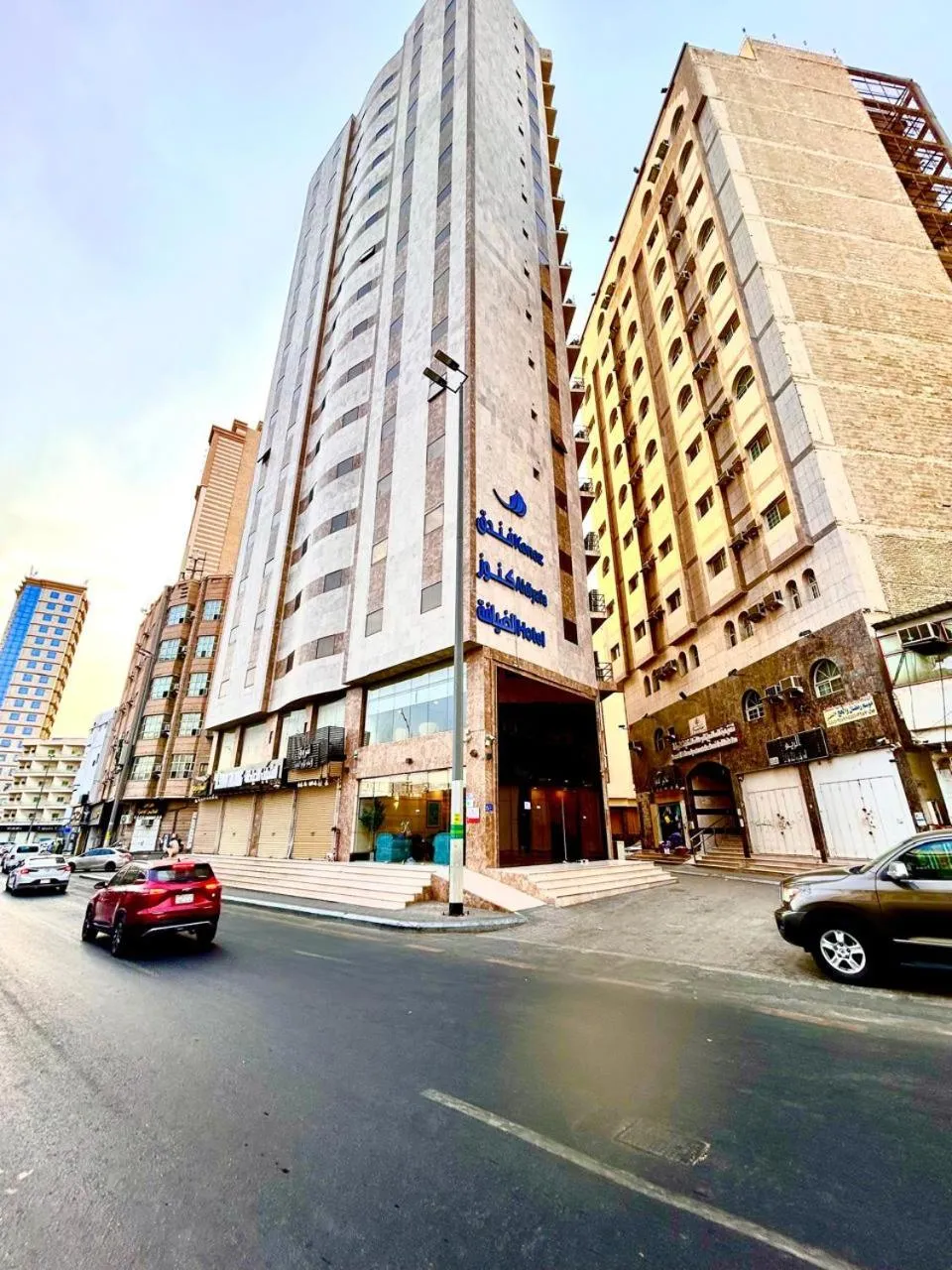 Property building in Knooz Aldiafah