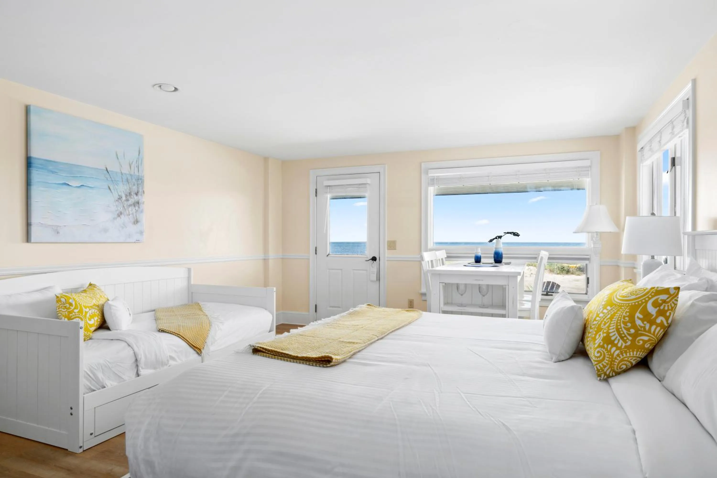 Bed in Chatham Tides