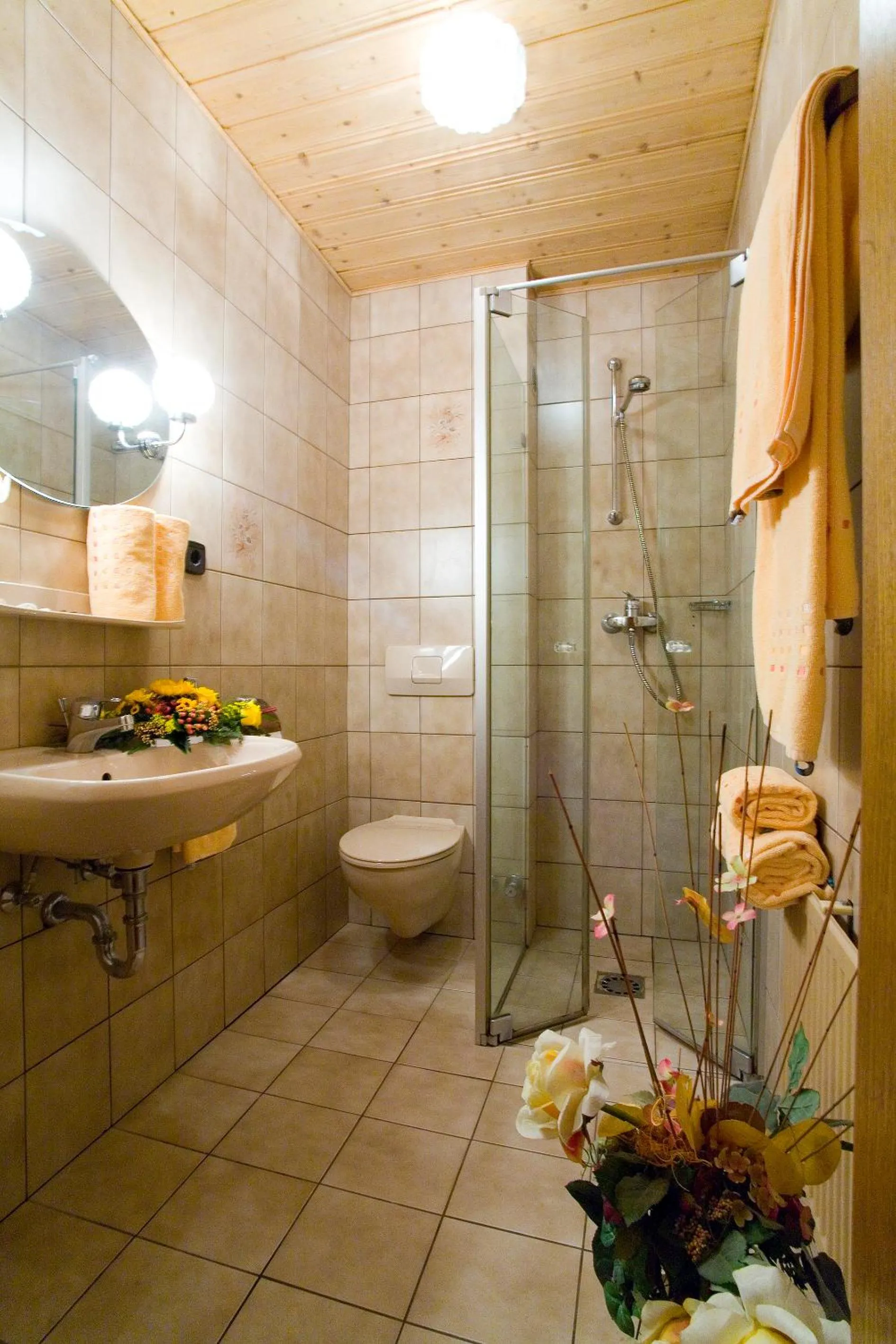 Bathroom in Hotel-Restaurant Straussen