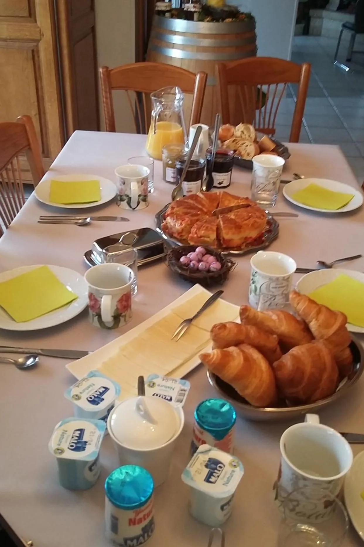 Breakfast in Les Chambres des Badious
