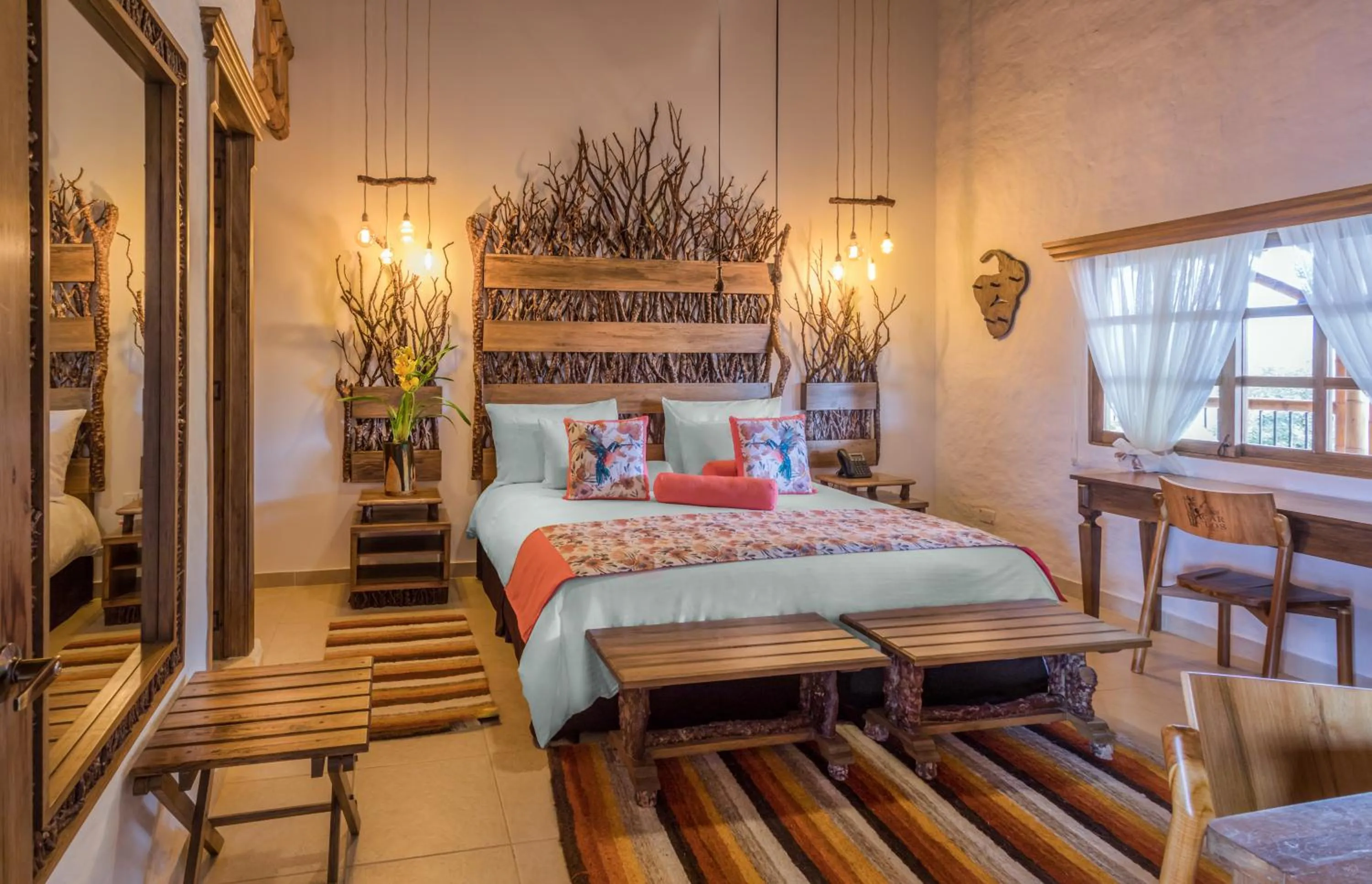 Photo of the whole room, Bed in Hotel Casa San Carlos Lodge Pereira