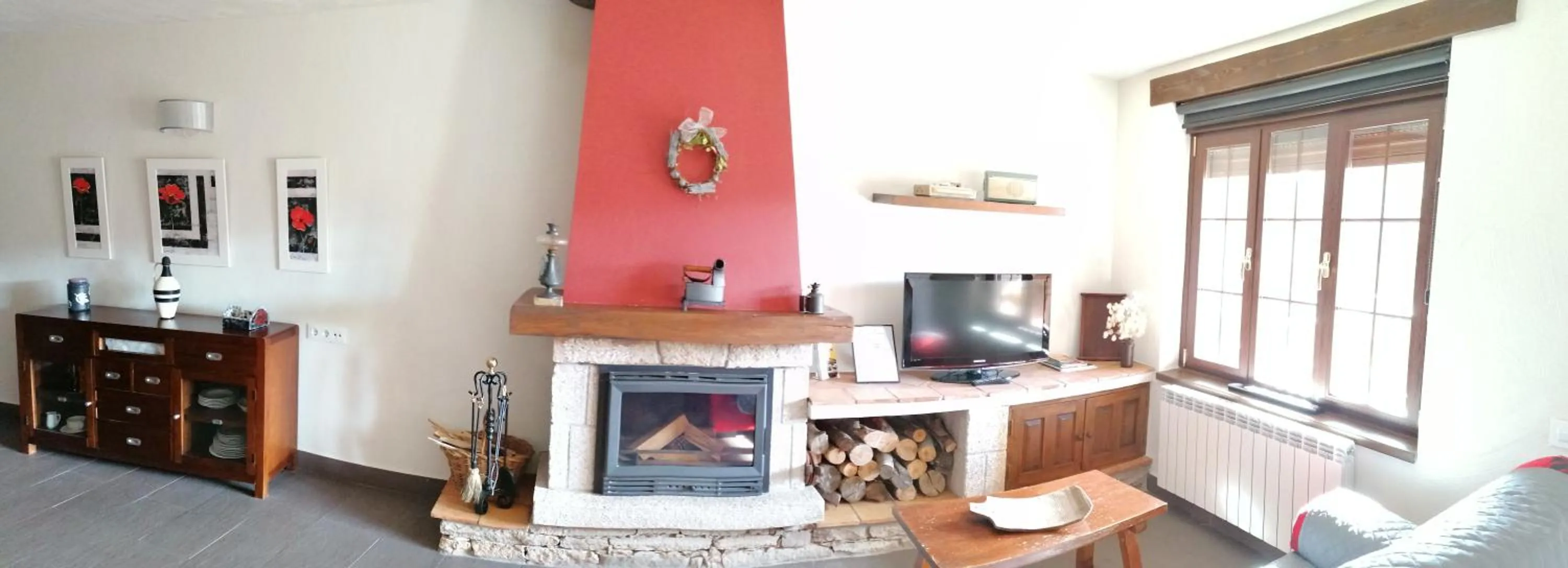 Communal lounge/ TV room in El Cerrillo II