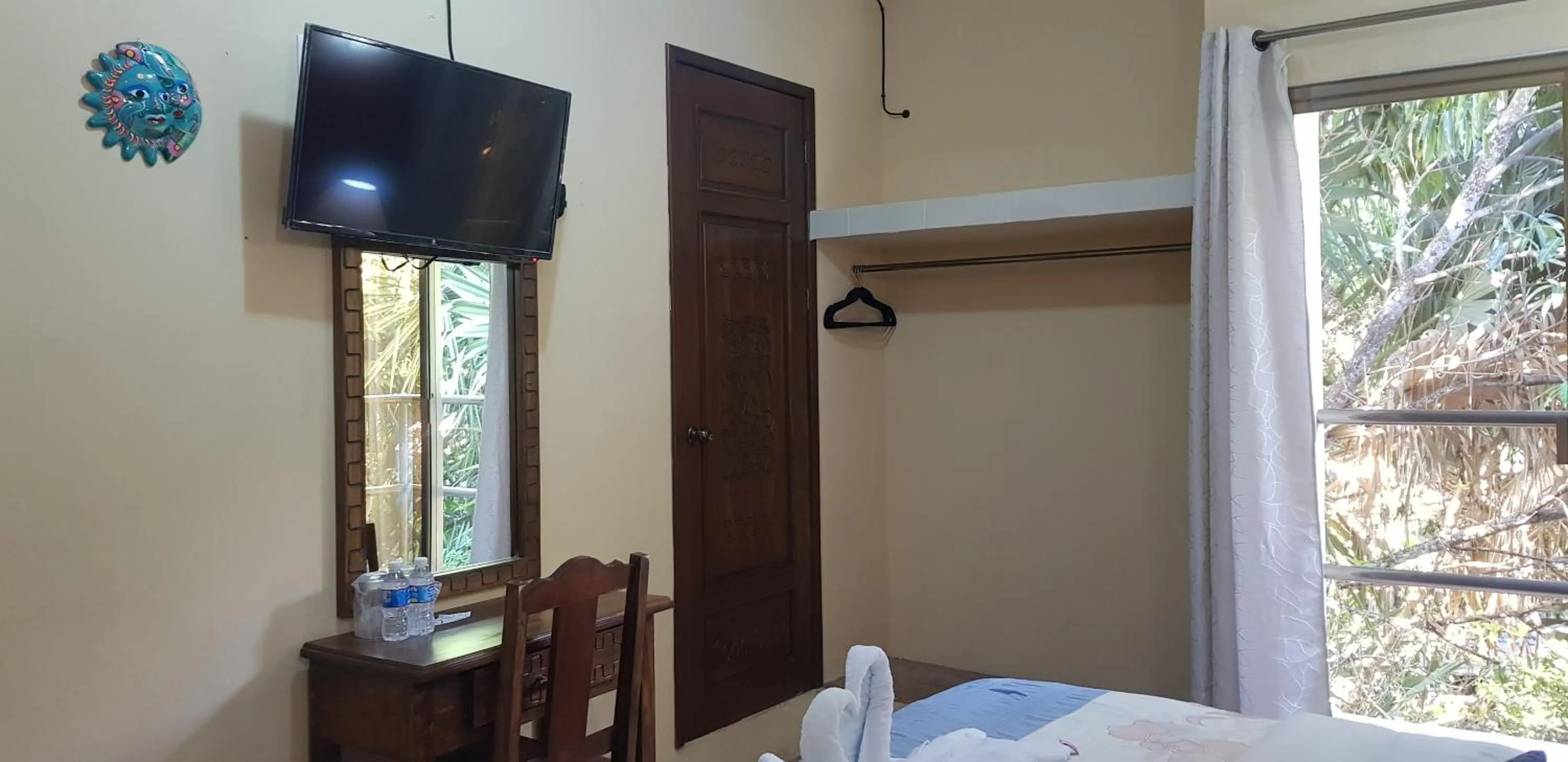 TV and multimedia, Bed in Hotel Mayahau Coba