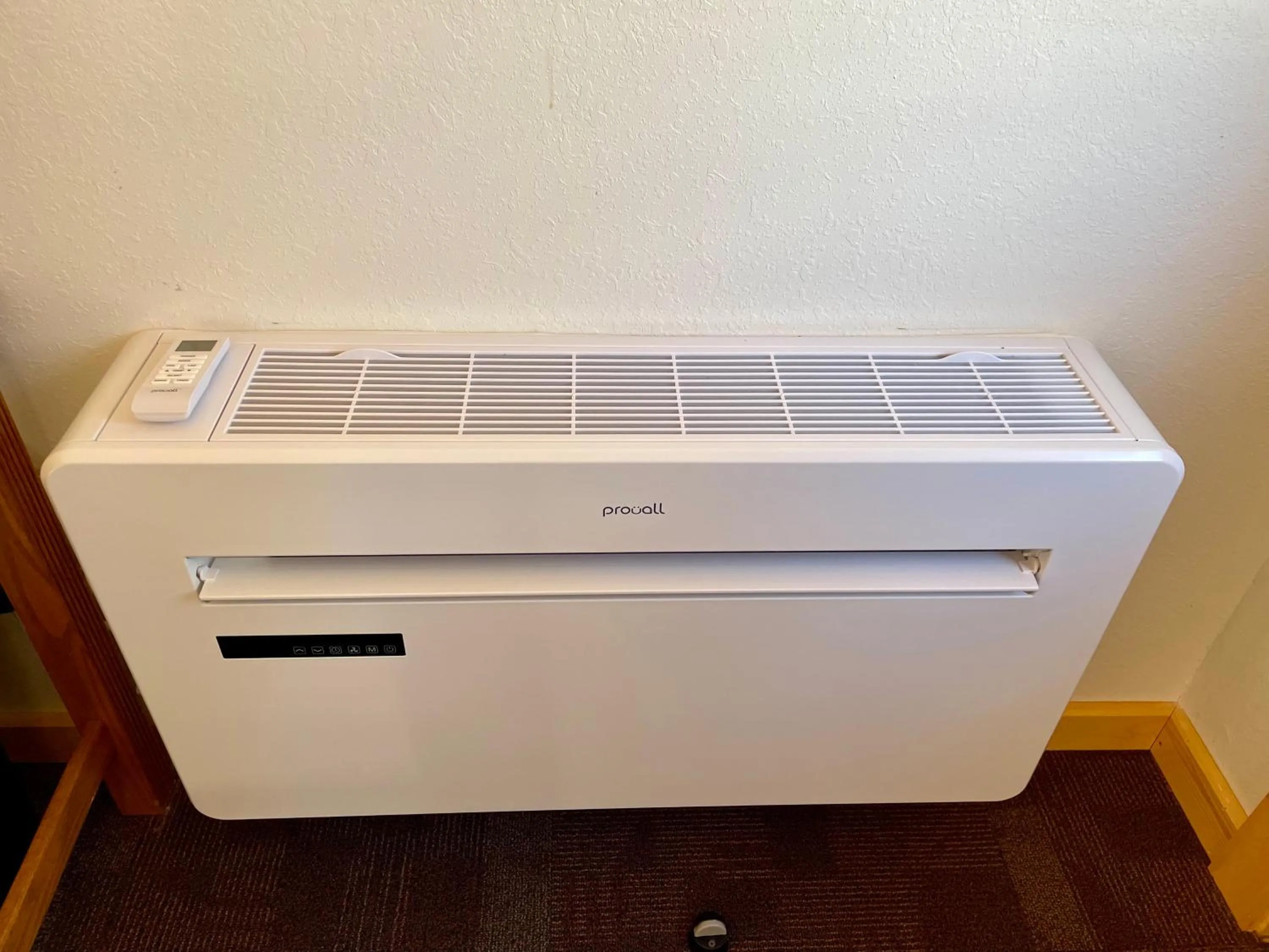 air conditioner in Hanging Horn Lakeside Resort