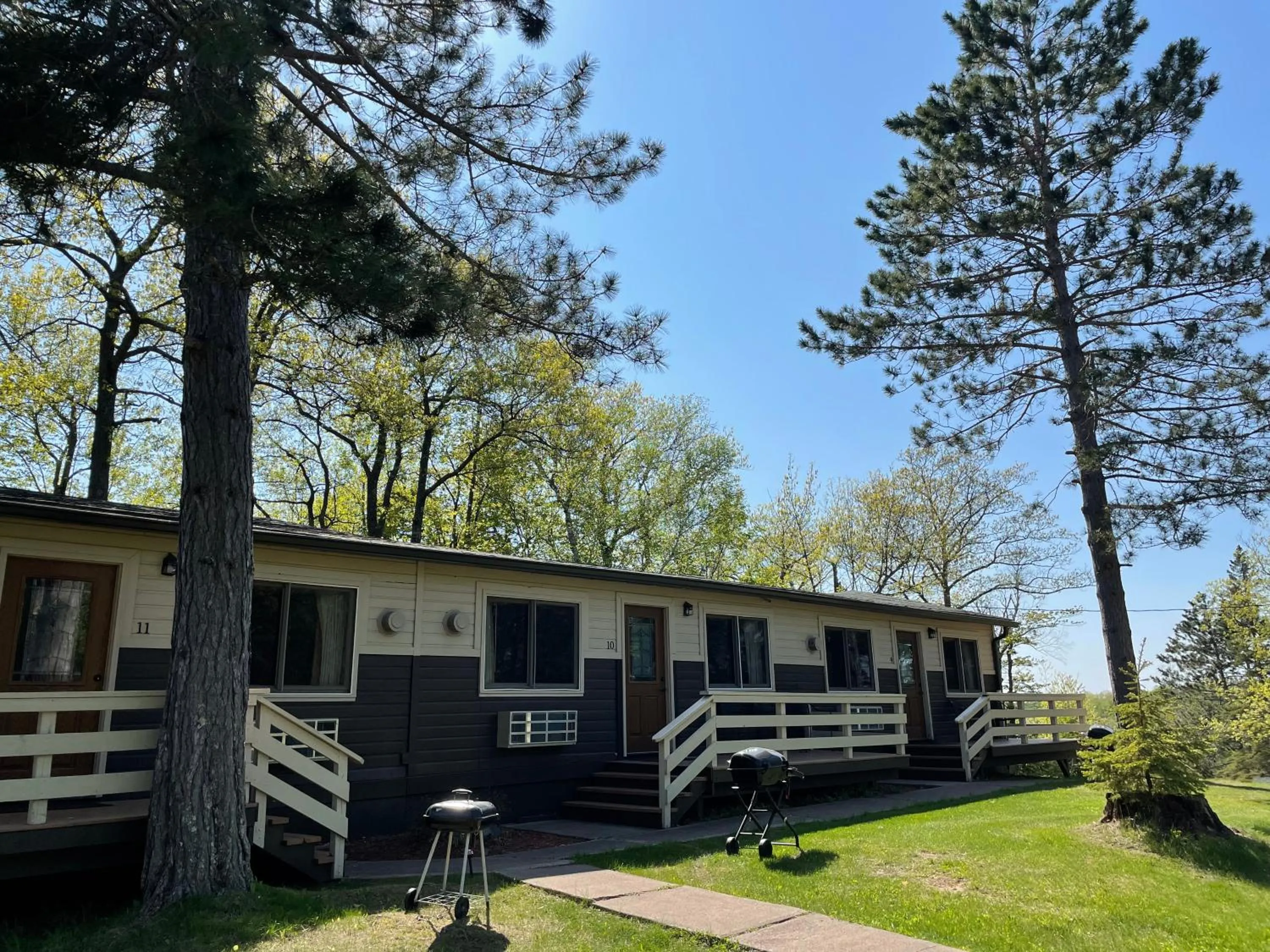 Property building in Hanging Horn Lakeside Resort