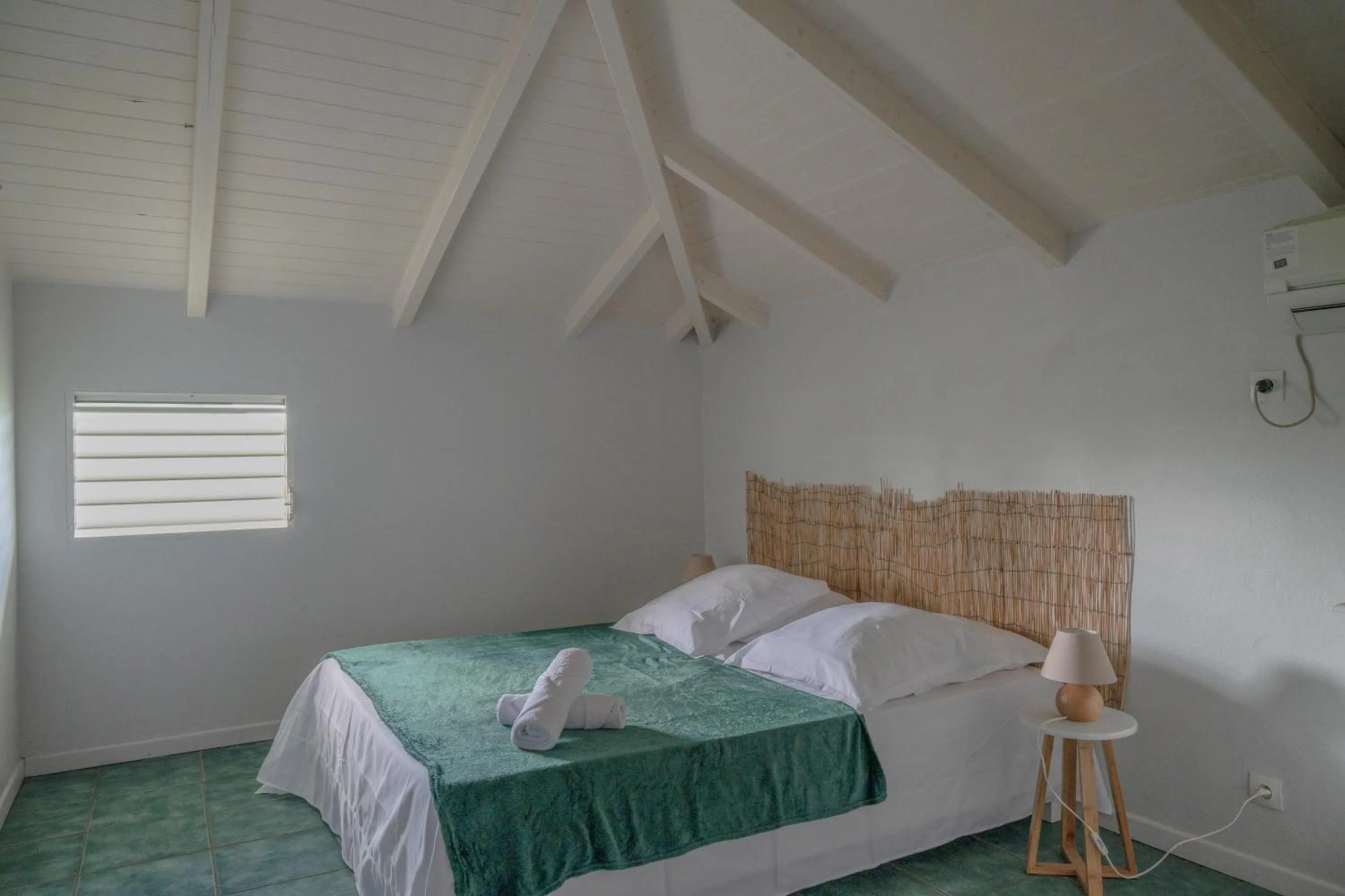 Bedroom, Bed in Domaine De Marly, 3 étoiles