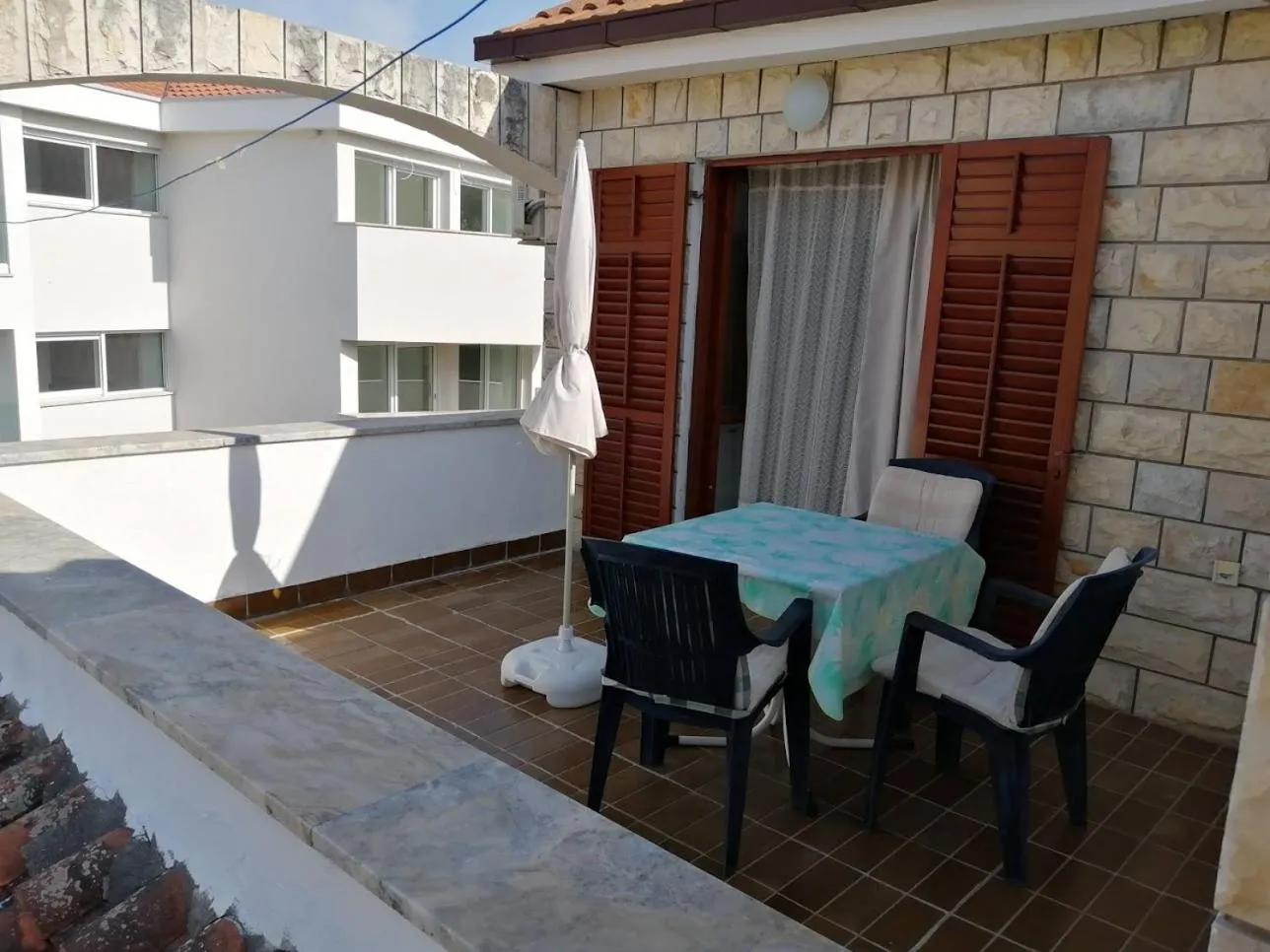 Maribela Apartments