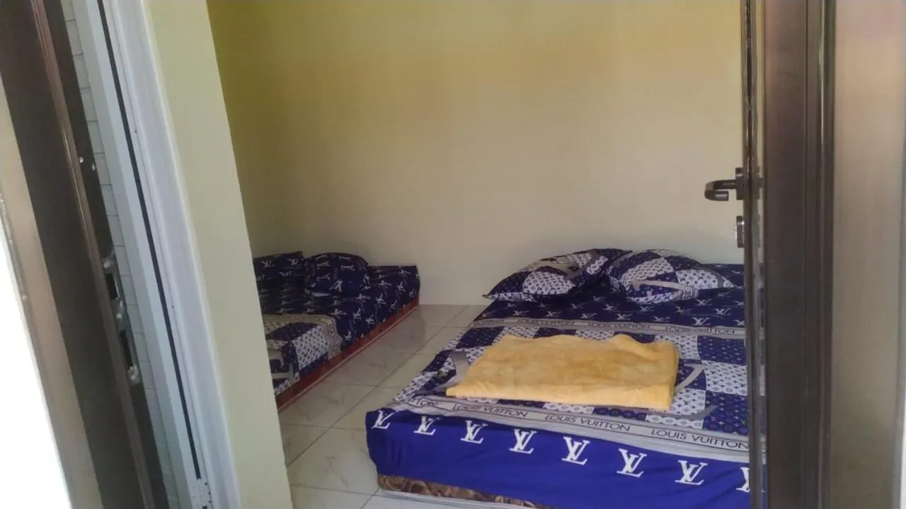 Bedroom, Bed in Penginapan Karanglaut Sayangheulang