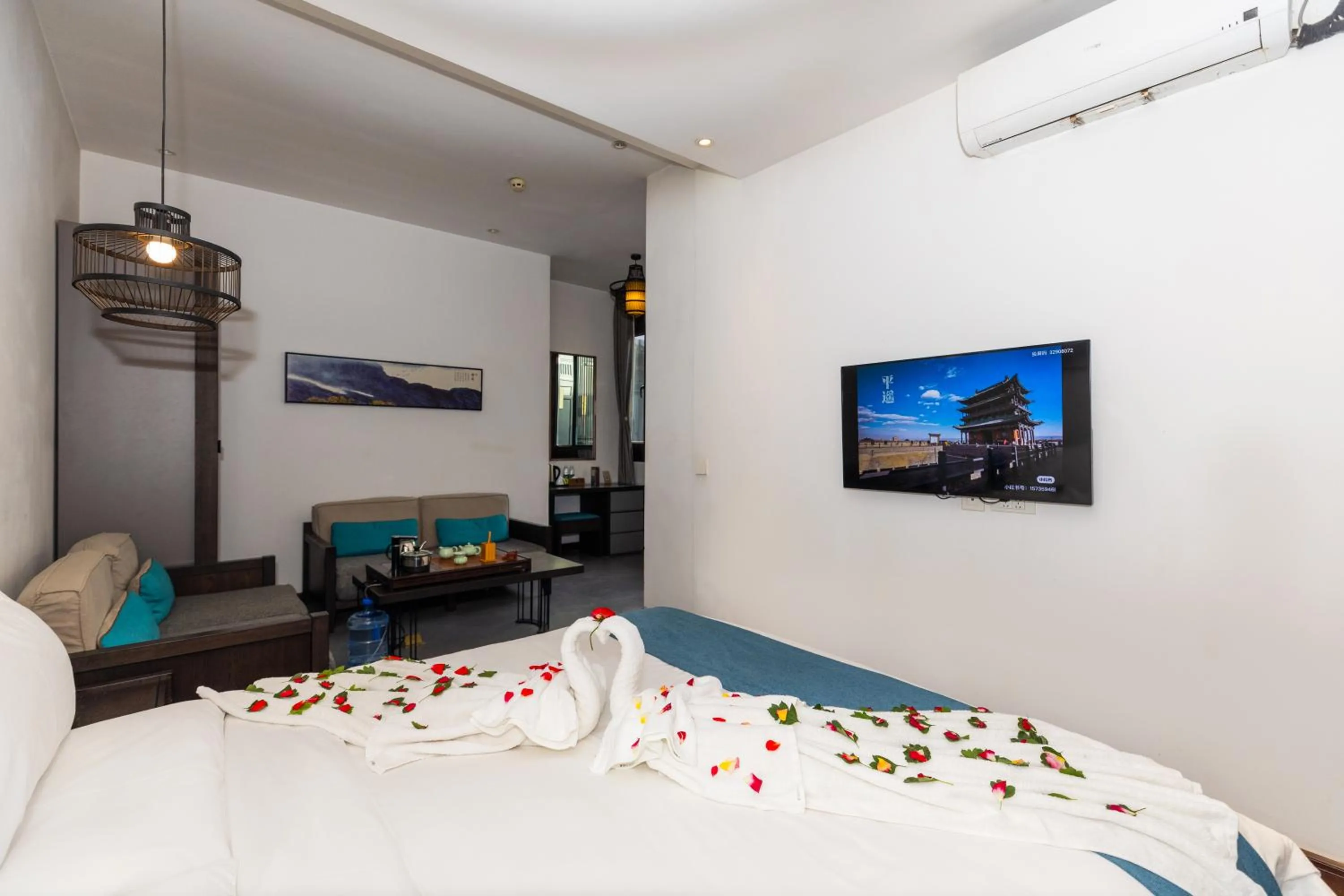 Bedroom, Bed in Elsewhere Hotel Inn North Street Branch